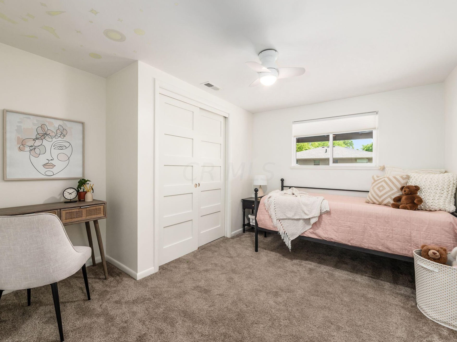 3801 Patricia Dr, Columbus OH 43220-4913 exterior