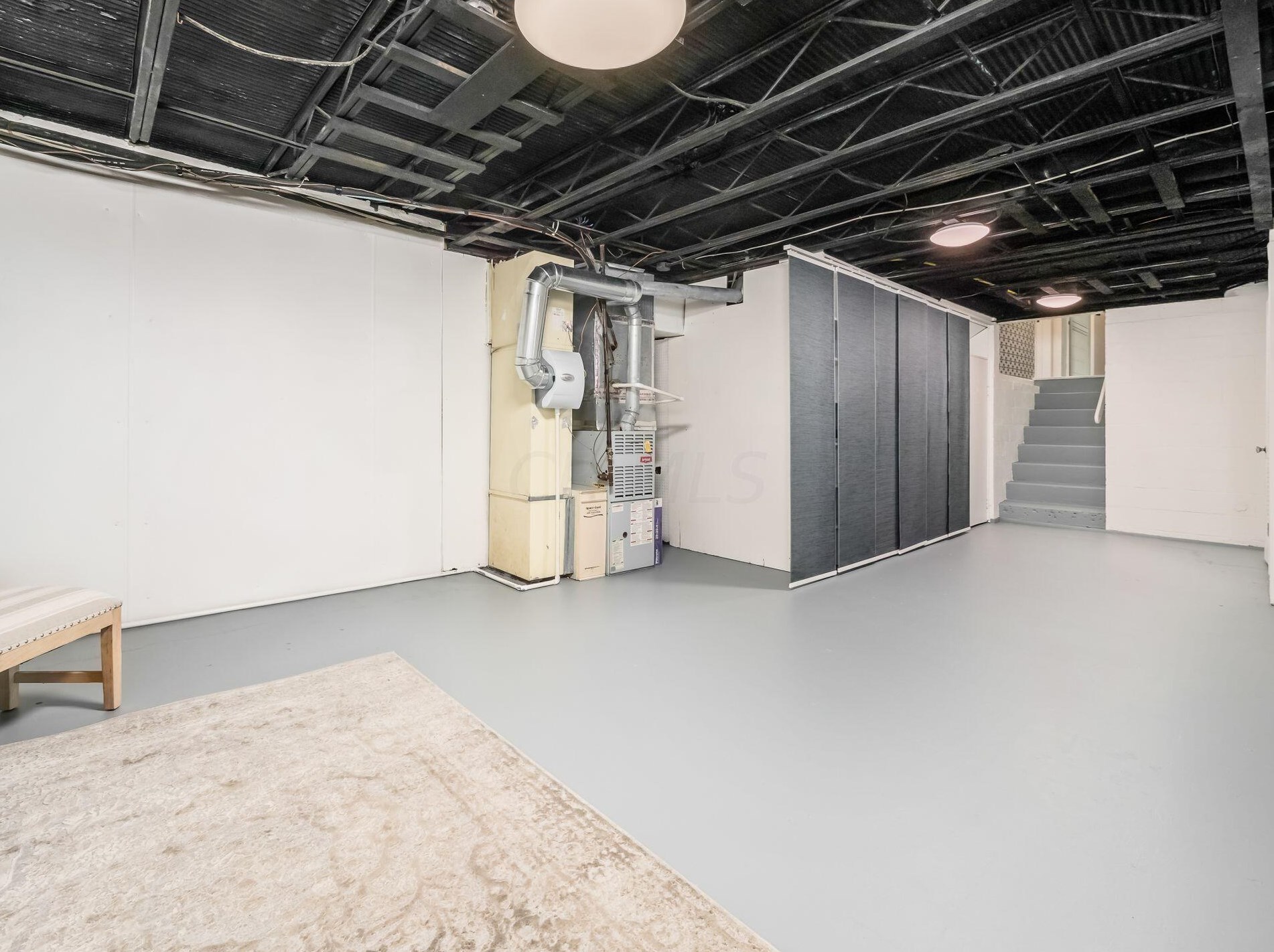 3801 Patricia Dr, Columbus OH 43220-4913 exterior