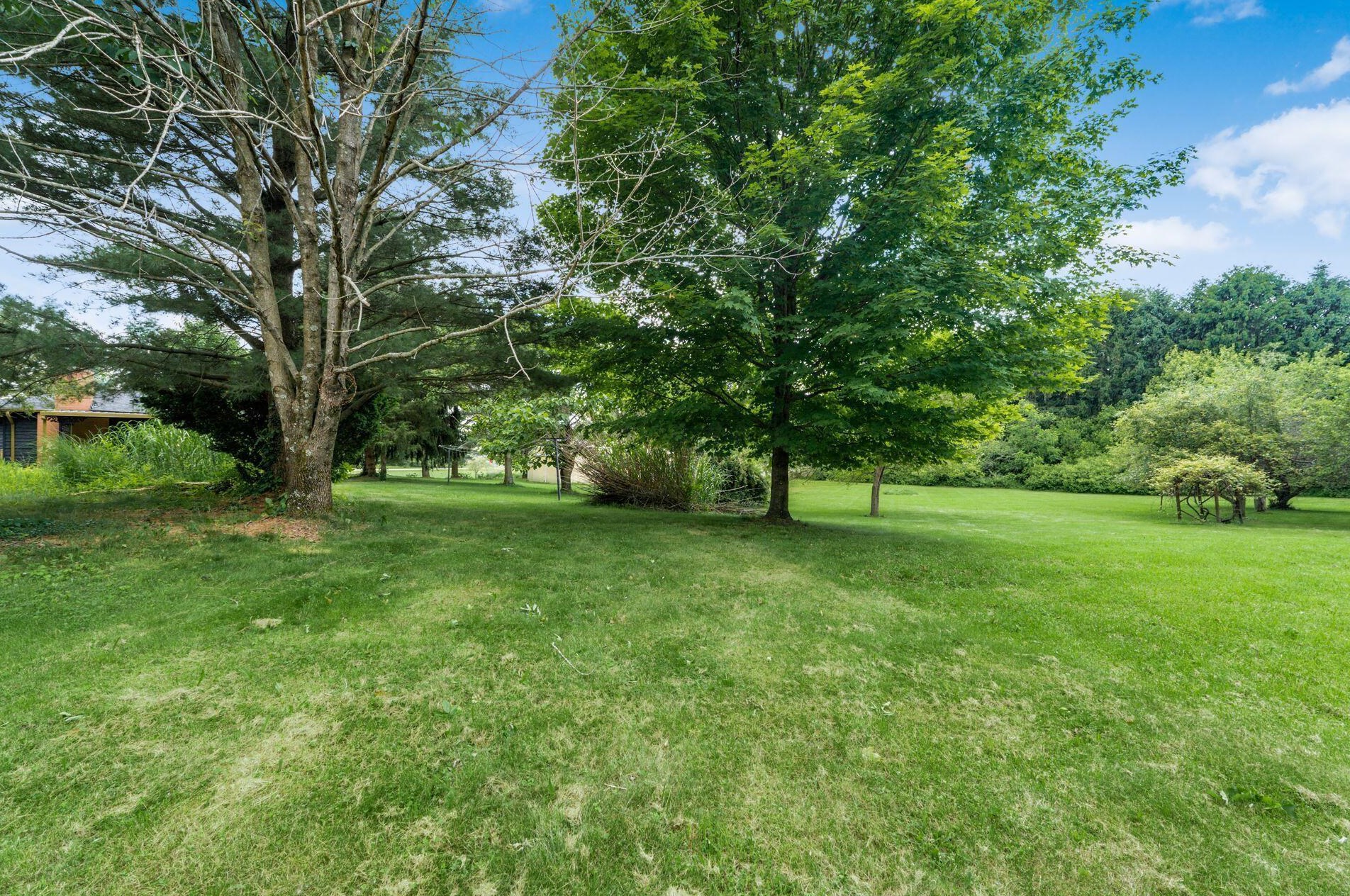 5512 Outville Rd, Pataskala OH  43062-9526 exterior