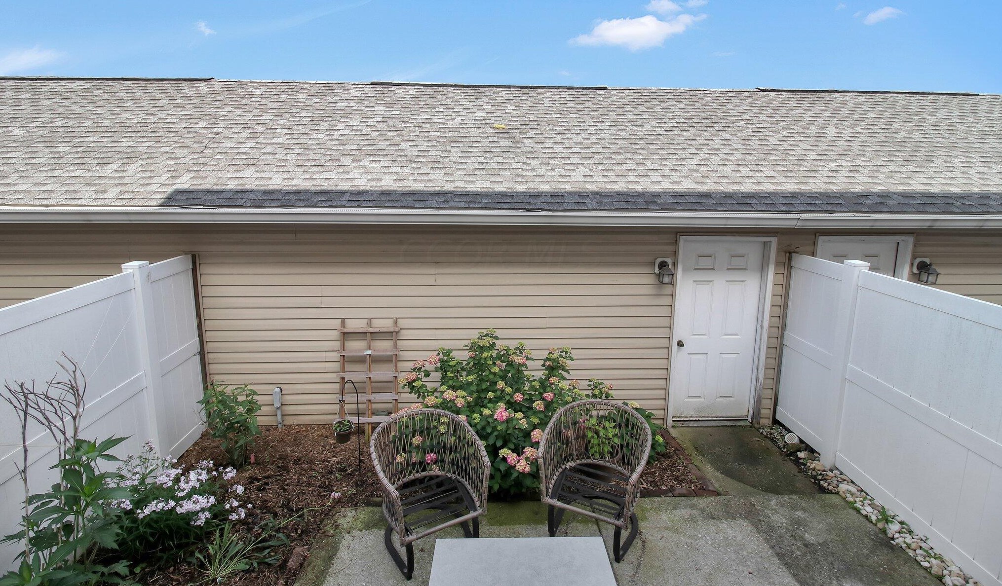 267 Oxford Oak Dr, Blacklick OH  43004-8458 exterior