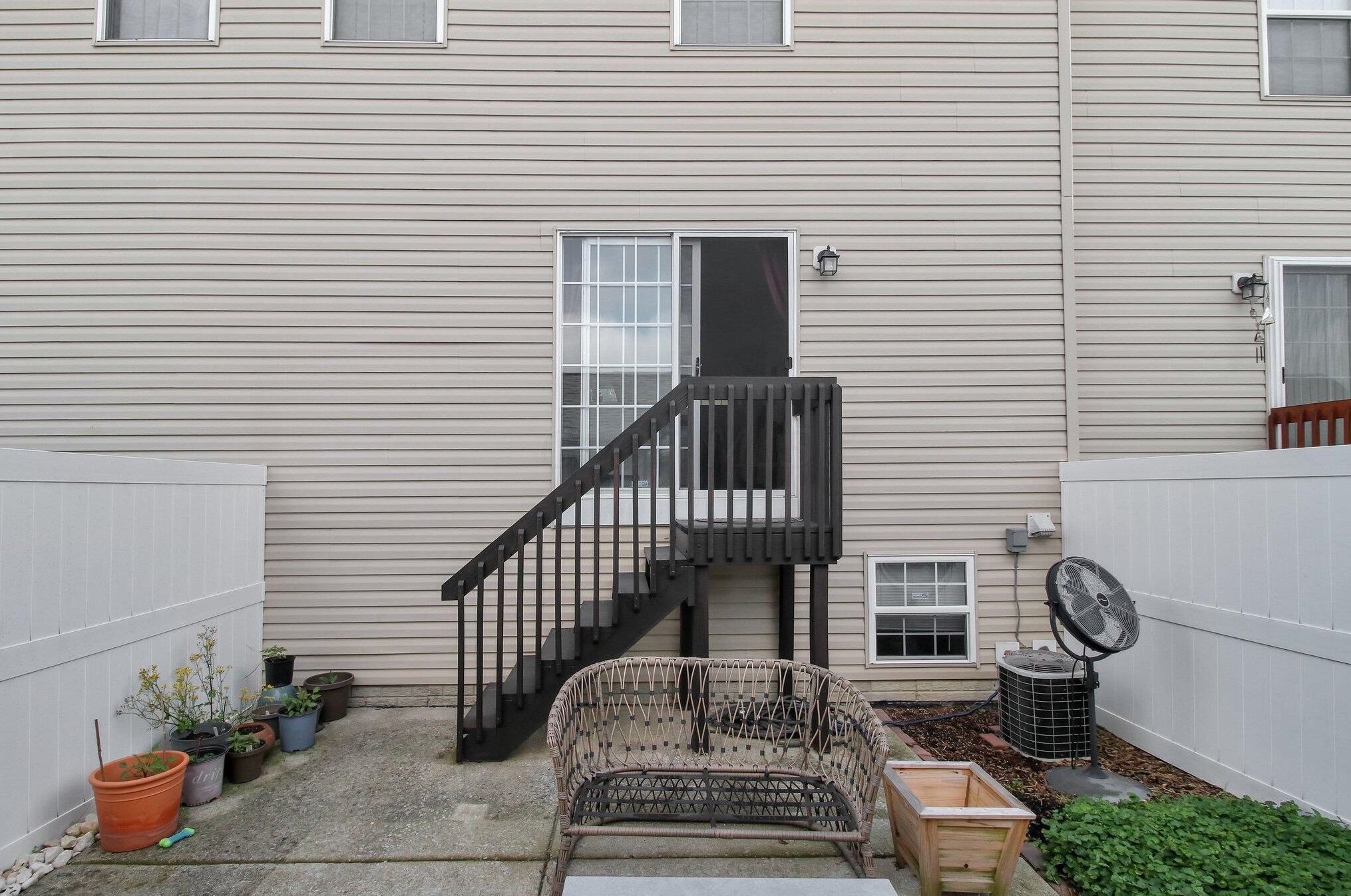 267 Oxford Oak Dr, Blacklick OH  43004-8458 exterior