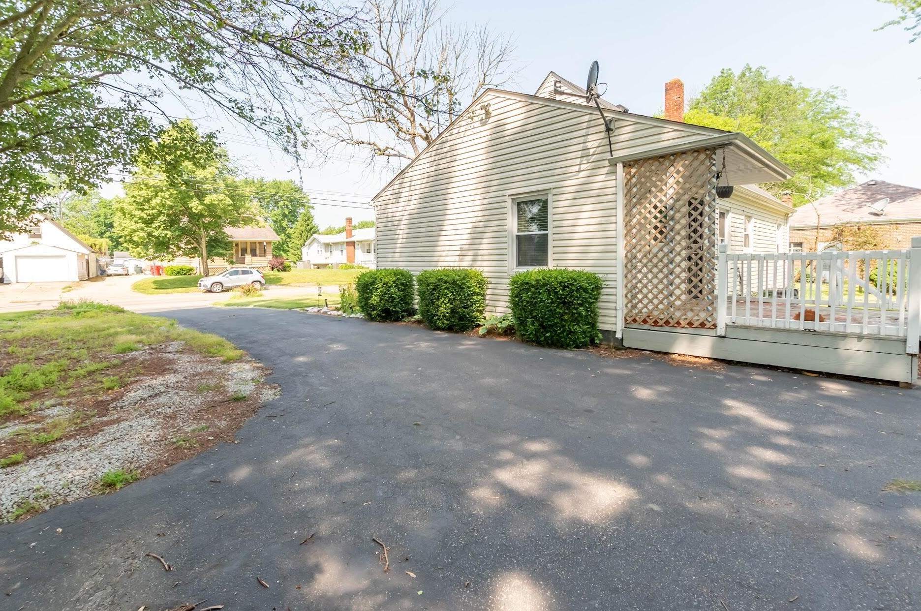 4 Richmond Ave, London, OH 43140