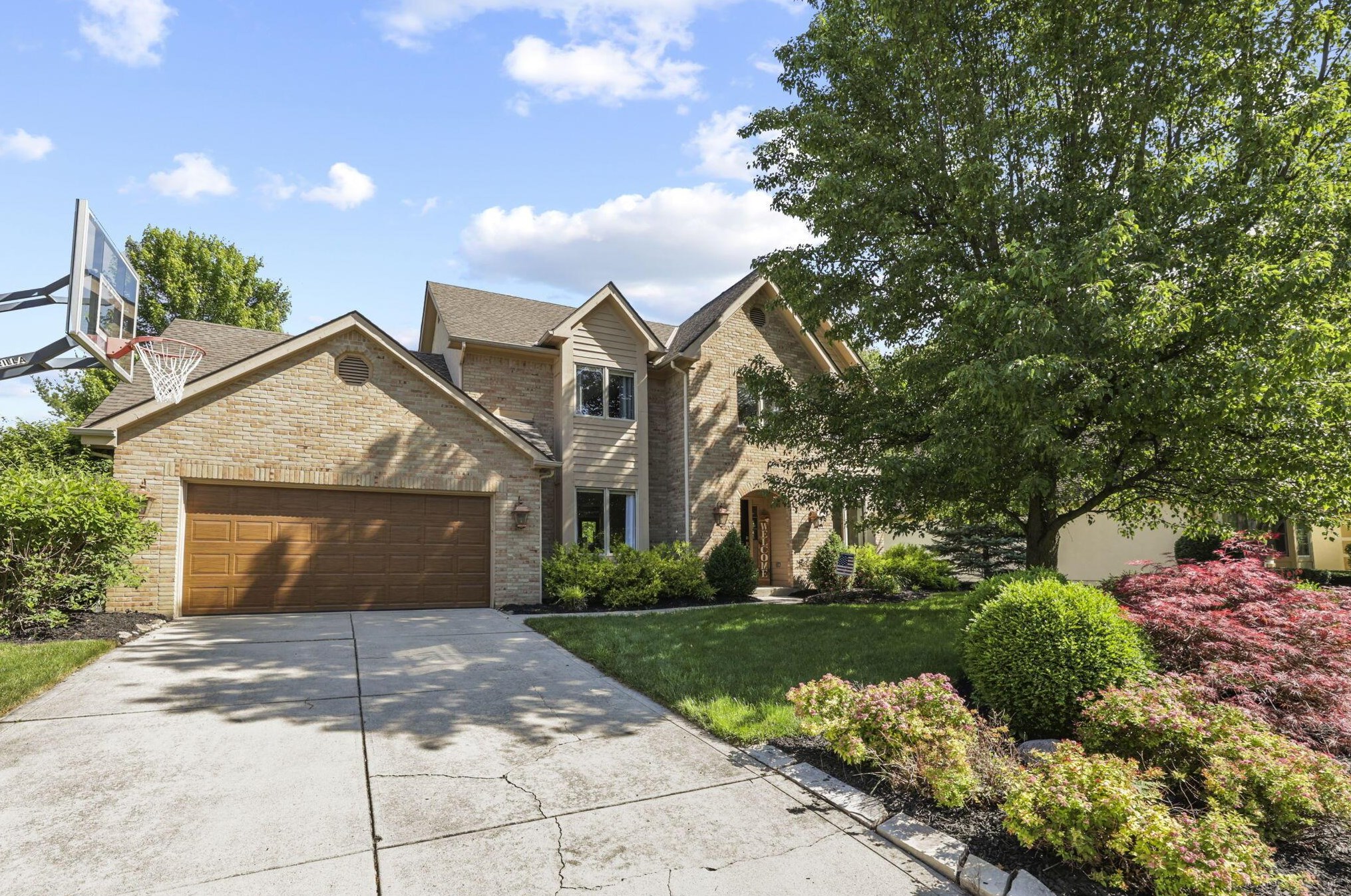 6254 Wexford Woods Dr, Dublin, OH 43016-3804