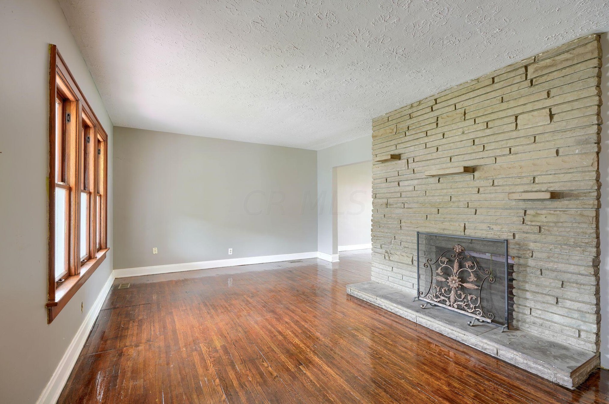 1155 Champion Ave, Columbus OH  43206-3025 exterior