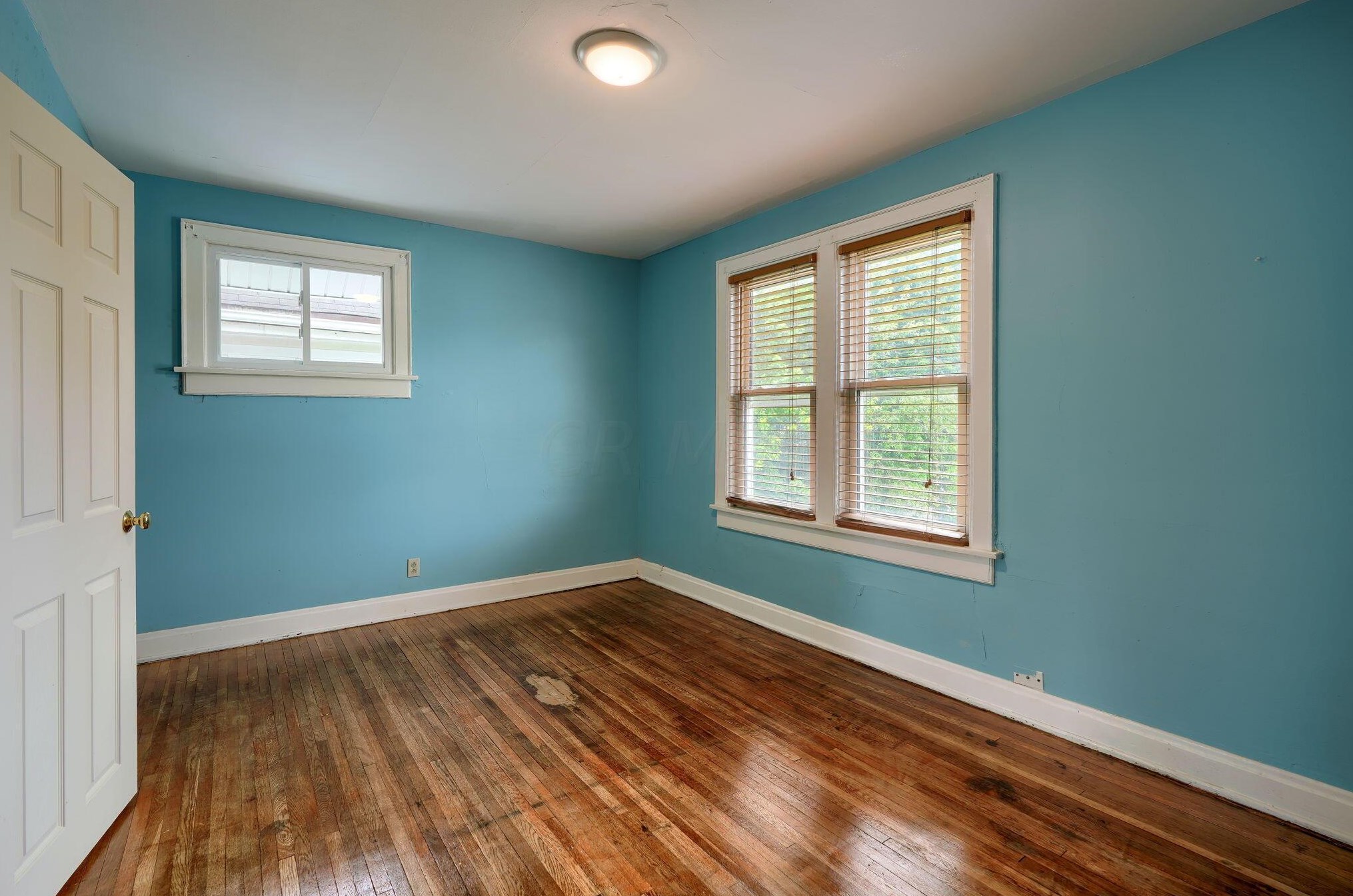 1155 Champion Ave, Columbus OH  43206-3025 exterior