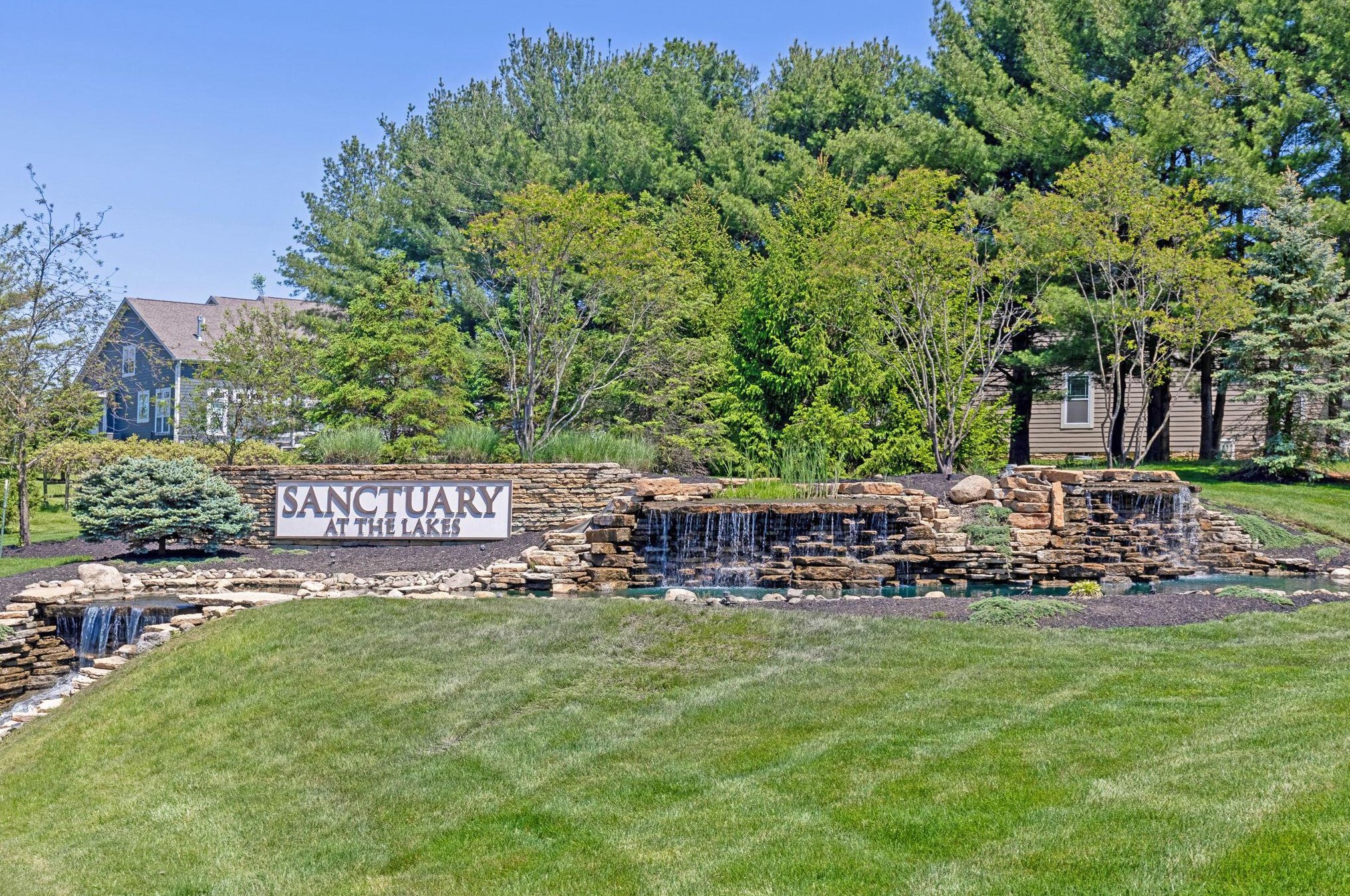 4755 Royal Birkdale Dr, Westerville OH  43082 exterior