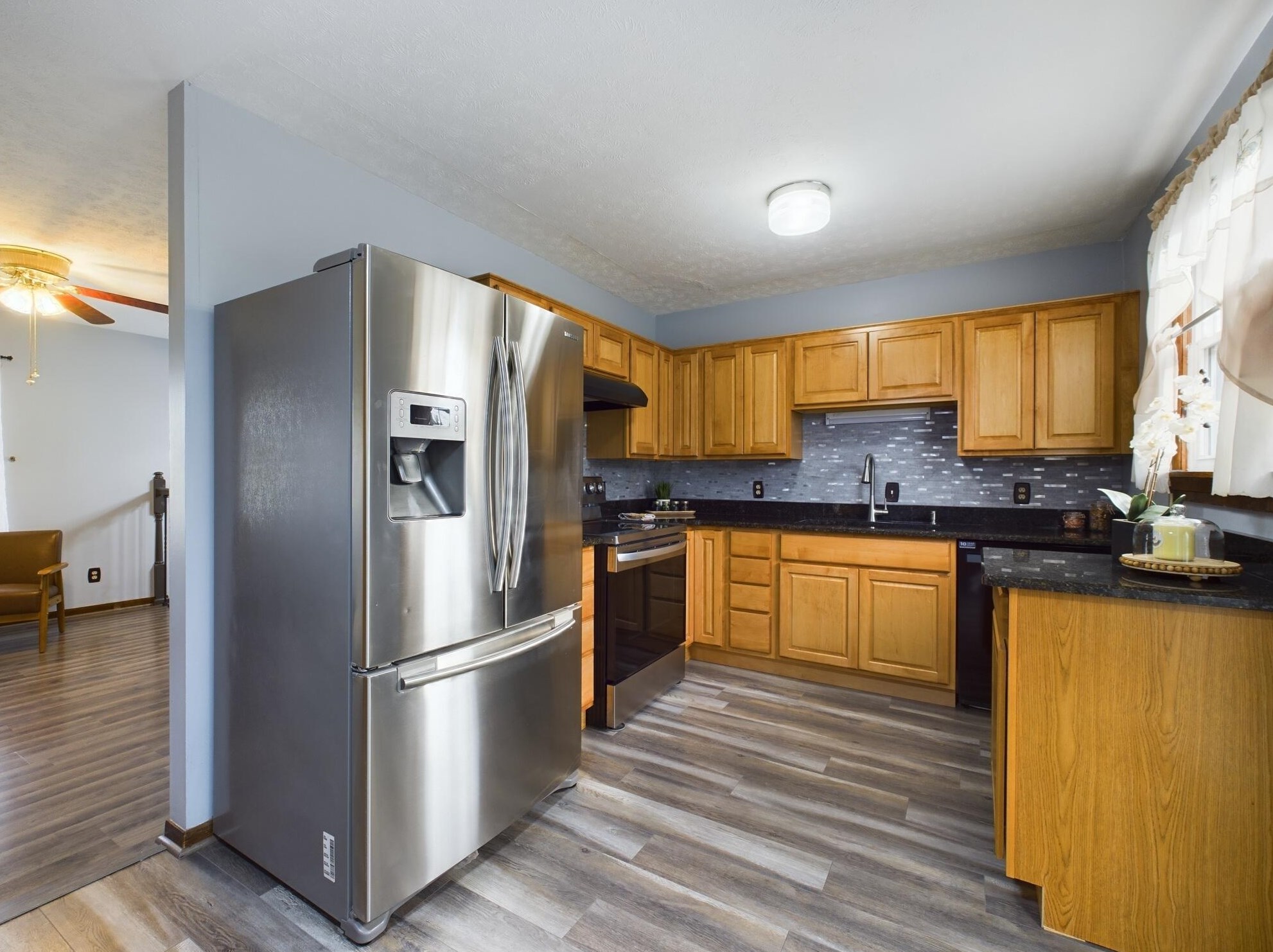 565 Shasta Dr, Lancaster OH  43130-2273 exterior