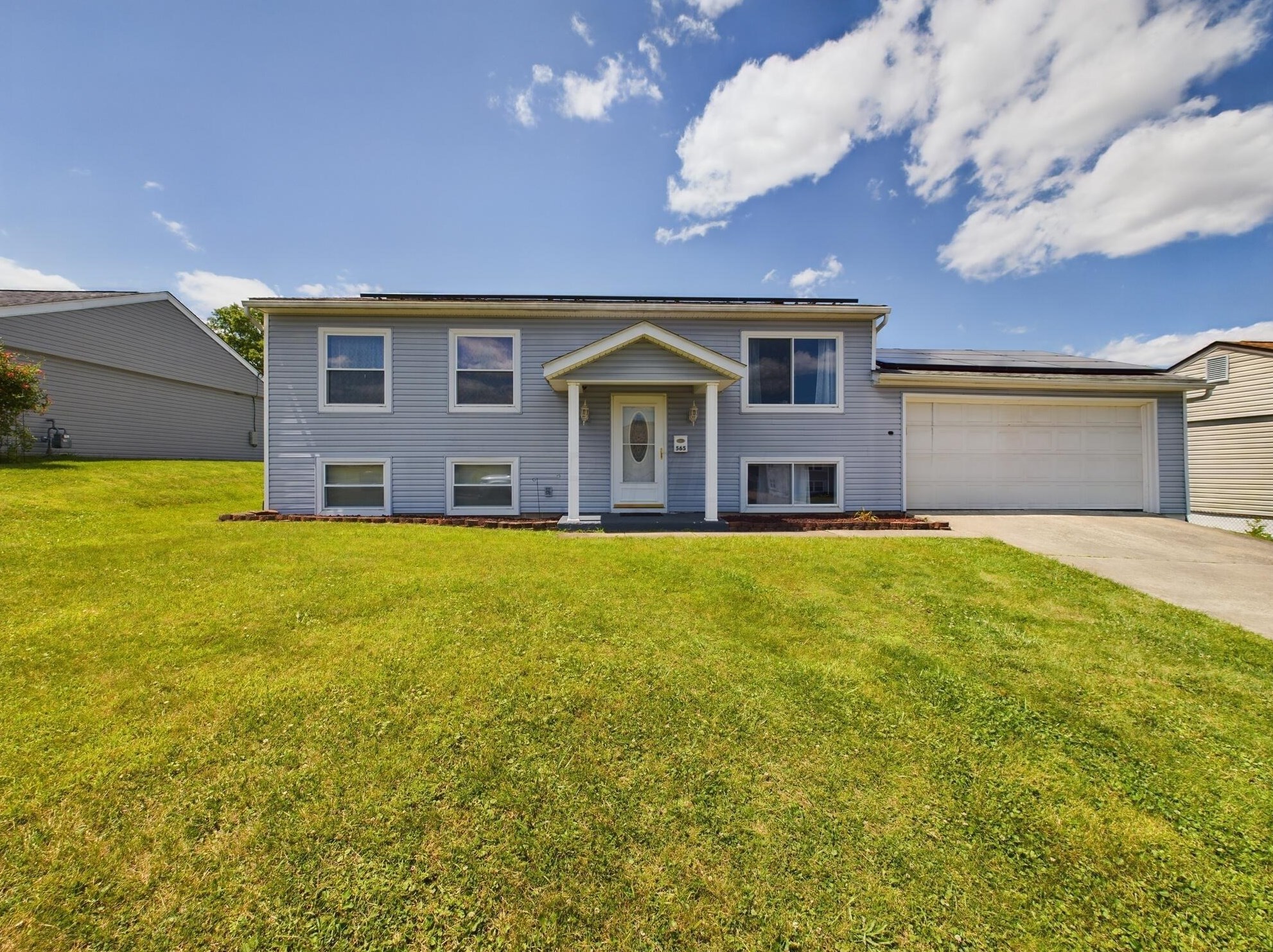 565 Shasta Dr, Lancaster OH  43130-2273 exterior