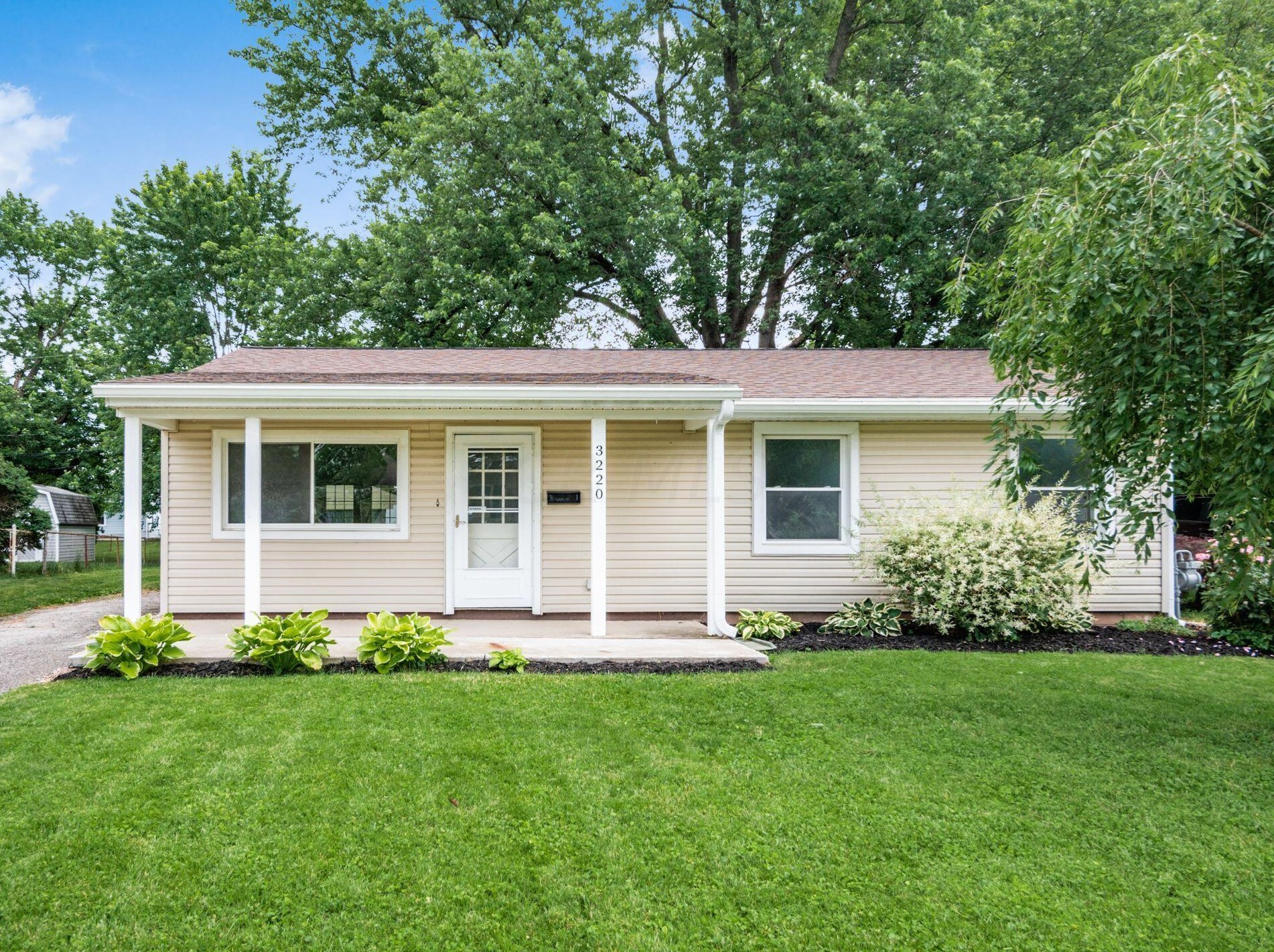 3220 Faycrest Rd, Columbus, OH 43232-5972