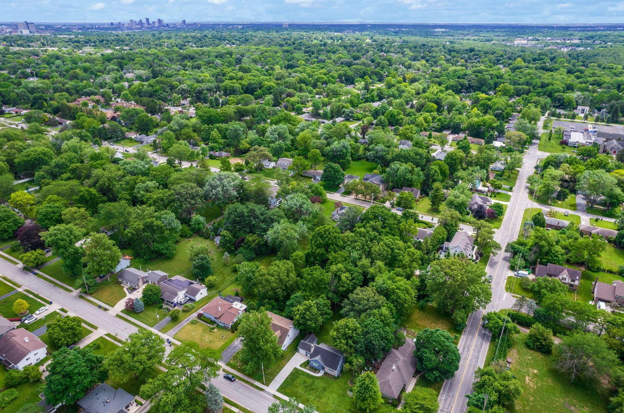 2621 Wickliffe Rd, Columbus OH 43221-1838 exterior