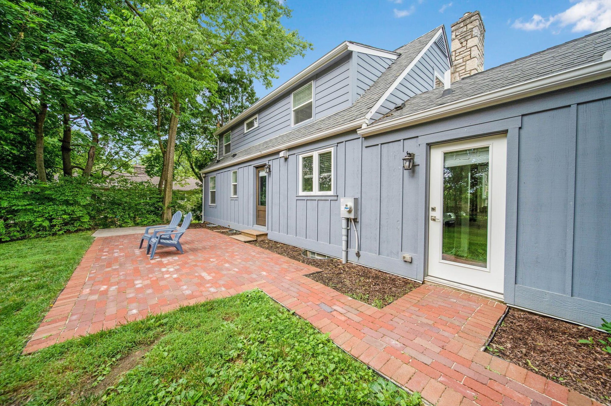 2621 Wickliffe Rd, Columbus OH 43221-1838 exterior