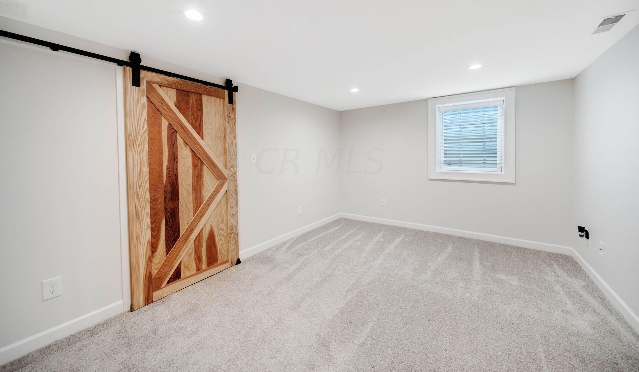 2621 Wickliffe Rd, Columbus OH 43221-1838 exterior