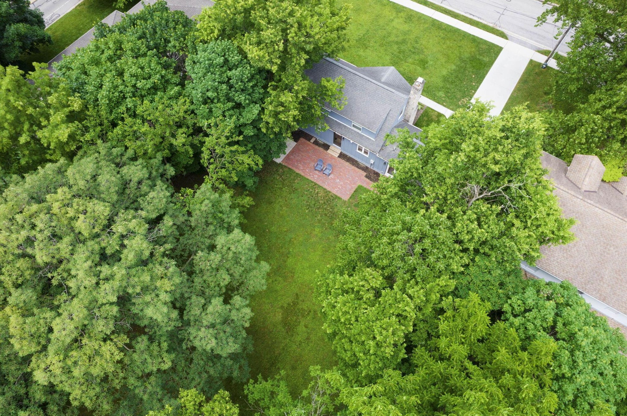 2621 Wickliffe Rd, Columbus OH 43221-1838 exterior