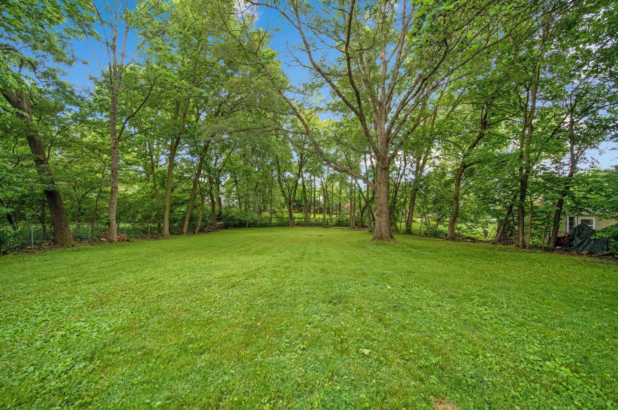 2621 Wickliffe Rd, Columbus OH 43221-1838 exterior