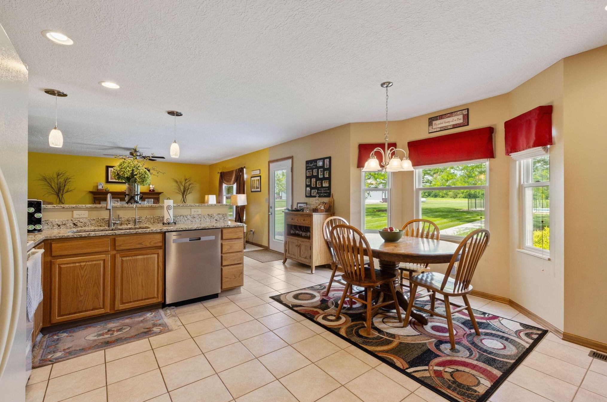 14501 Walnut Crk, Ashville OH  43103-9351 exterior