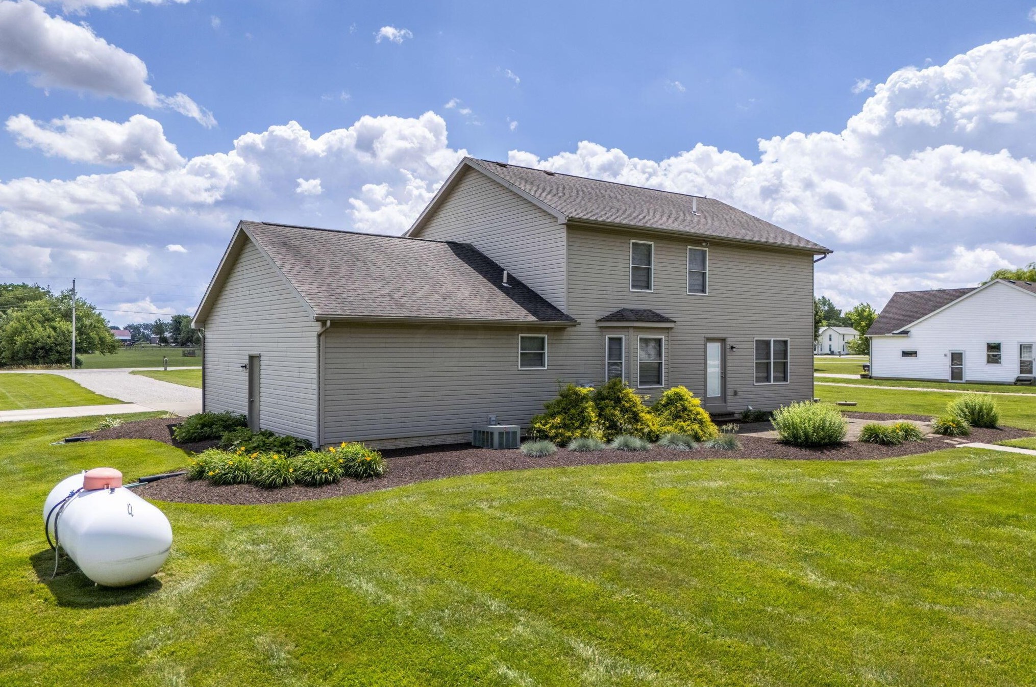 14501 Walnut Creek Pike, Ashville OH  43103-9351 exterior