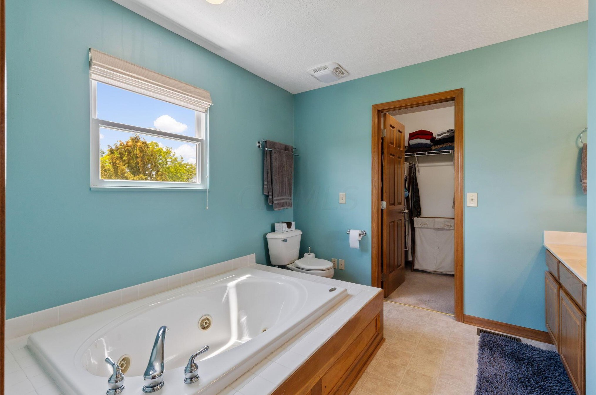 14501 Walnut Crk, Ashville OH  43103-9351 exterior
