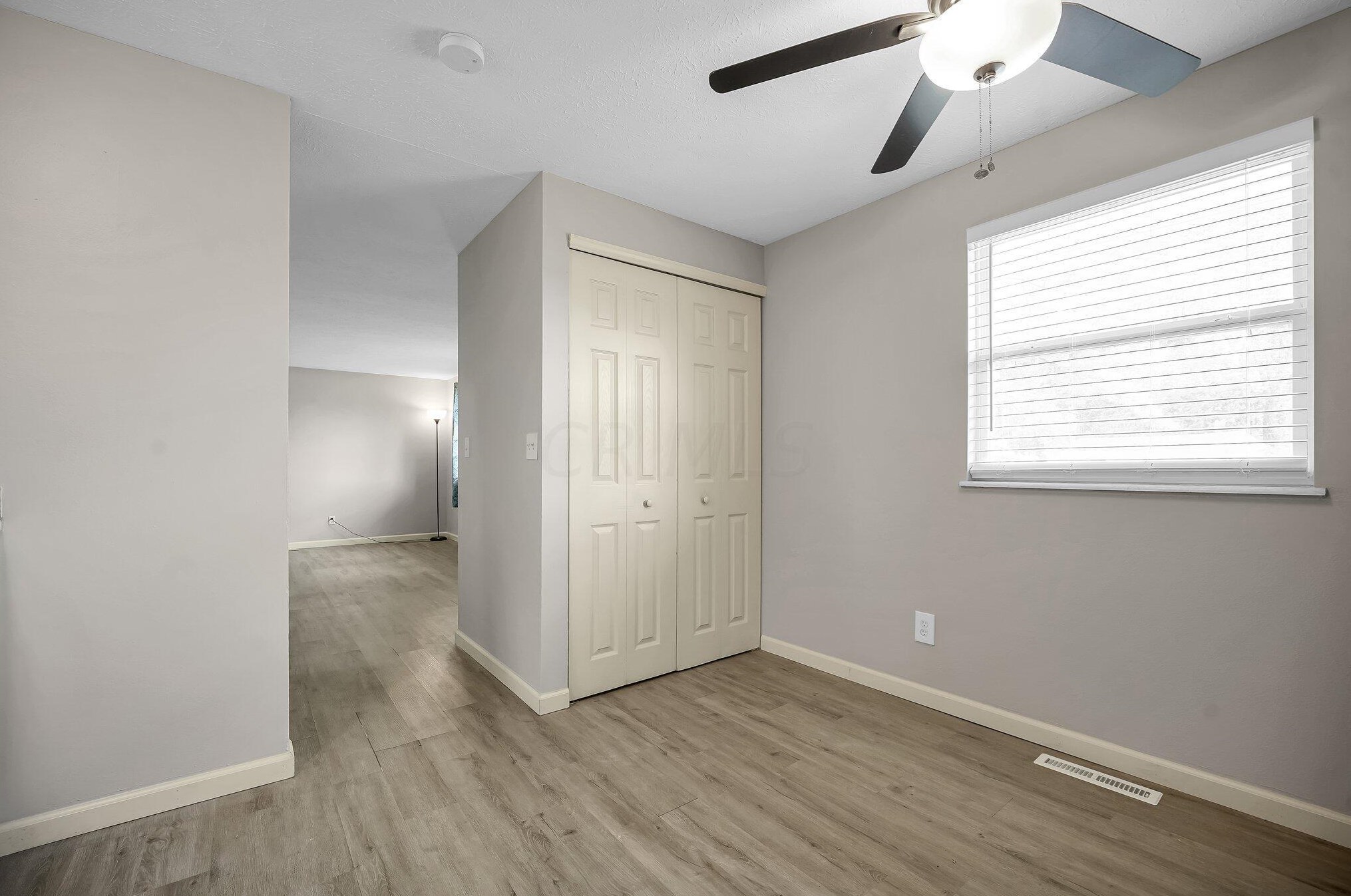 991 Wedgewood Dr, Columbus OH  43228-3142 exterior