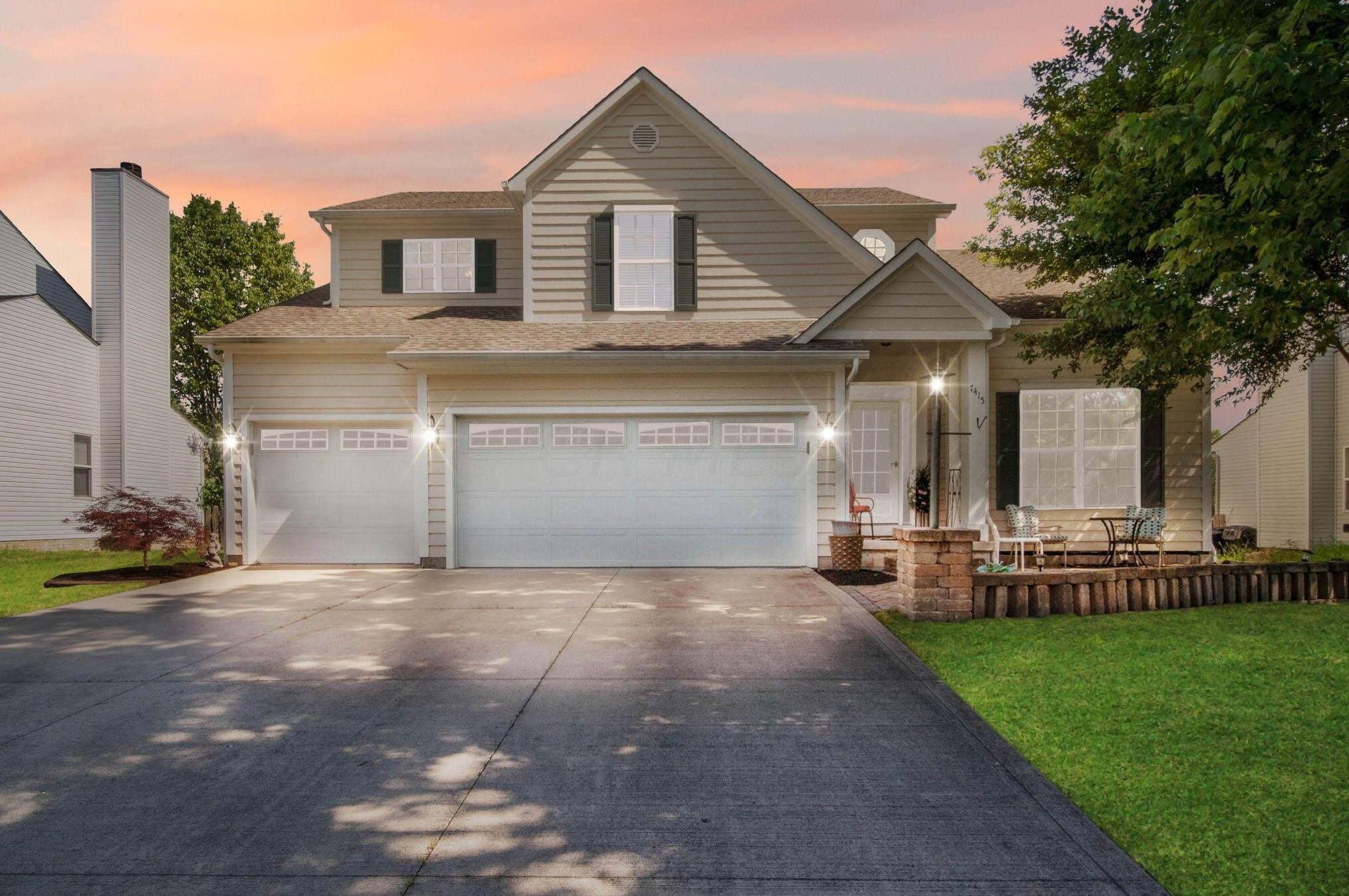 7415 Park Bend Dr, Westerville, OH 43082