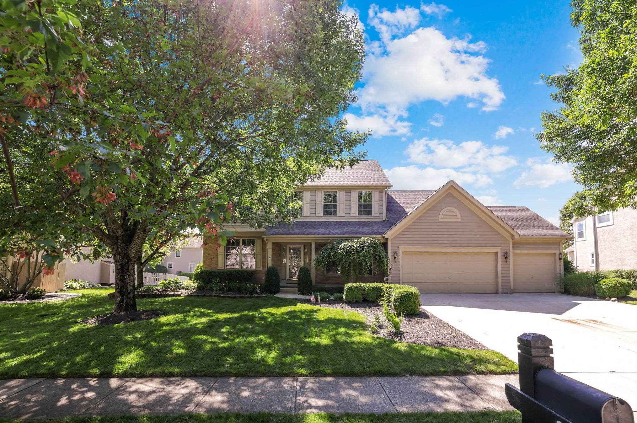 821 Aldengate Dr, Galloway, OH 43119-8634