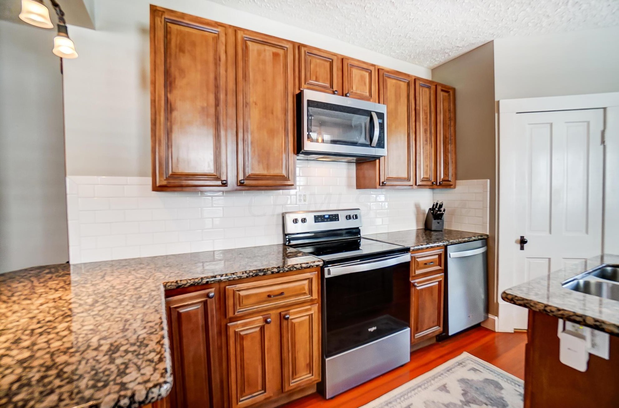 364 Reinhard Ave, Columbus OH  43206-2757 exterior