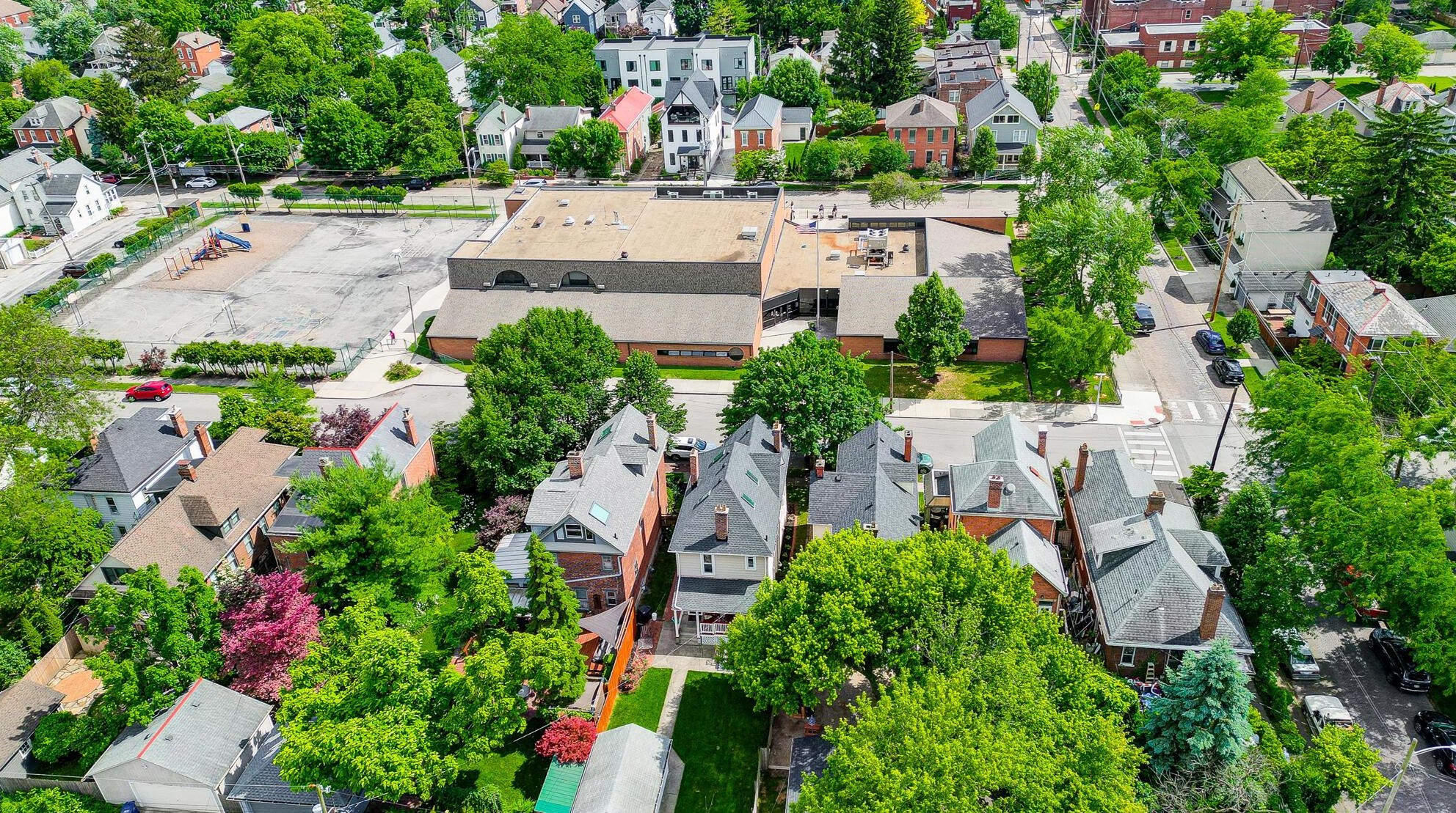 364 Reinhard Ave, Columbus OH  43206-2757 exterior