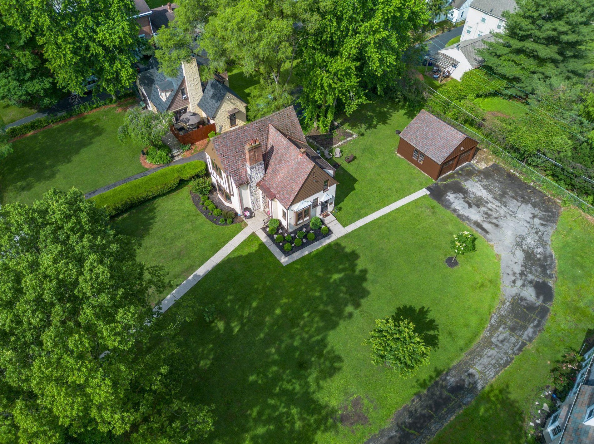 241 Nelson Rd, Columbus OH 43205-3301 exterior