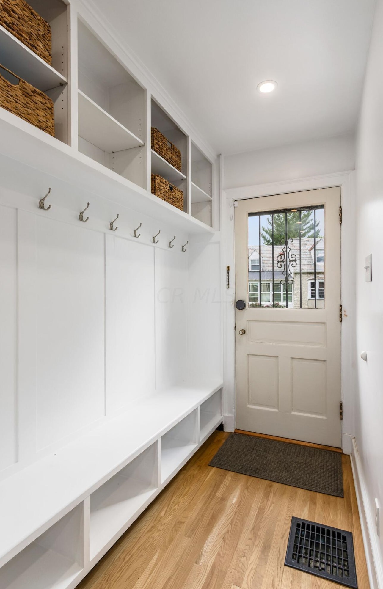 241 Nelson Rd, Columbus OH 43205-3301 exterior