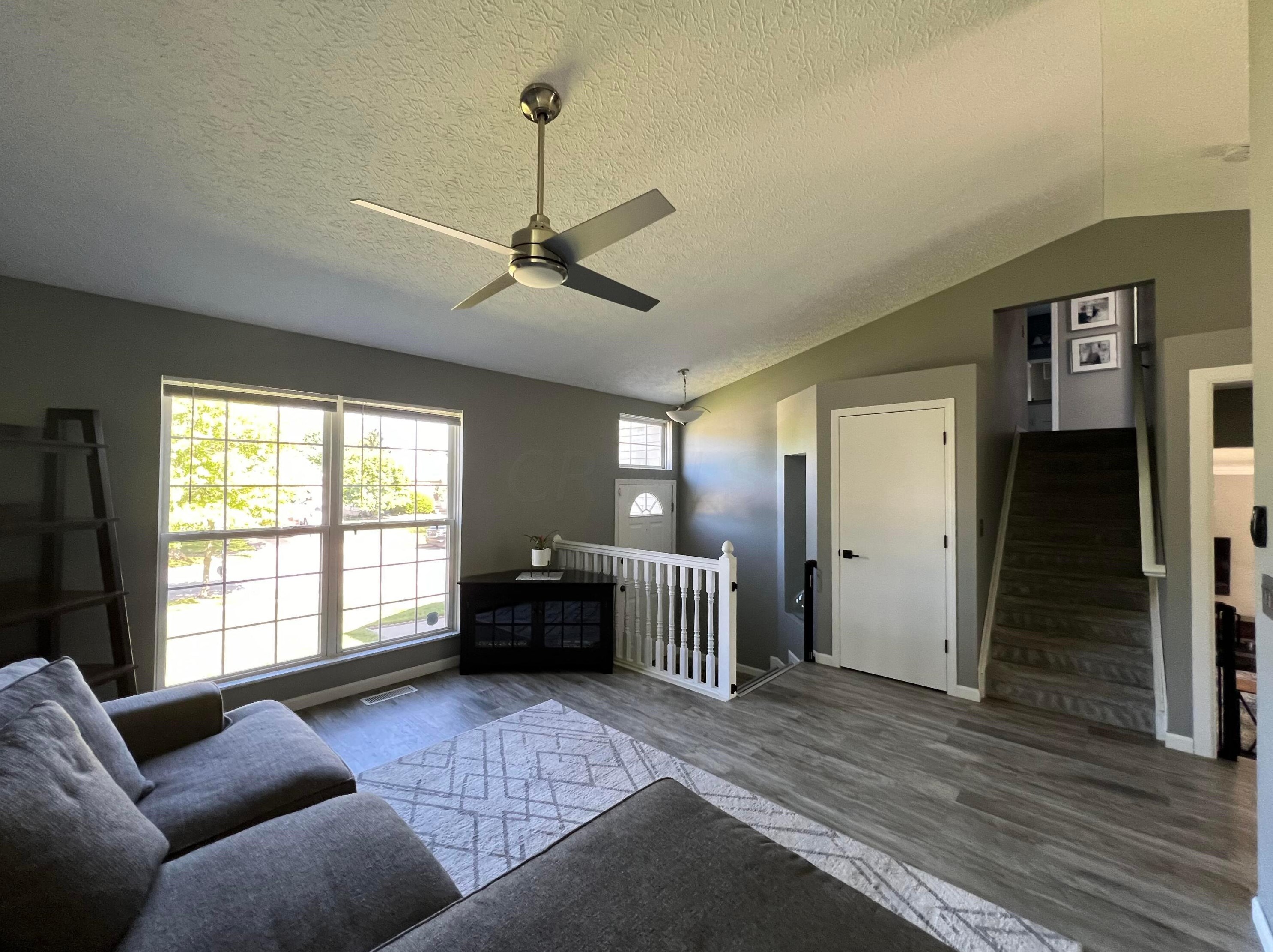 5051 Deep Shadow Ct, Columbus, OH 43231-4894