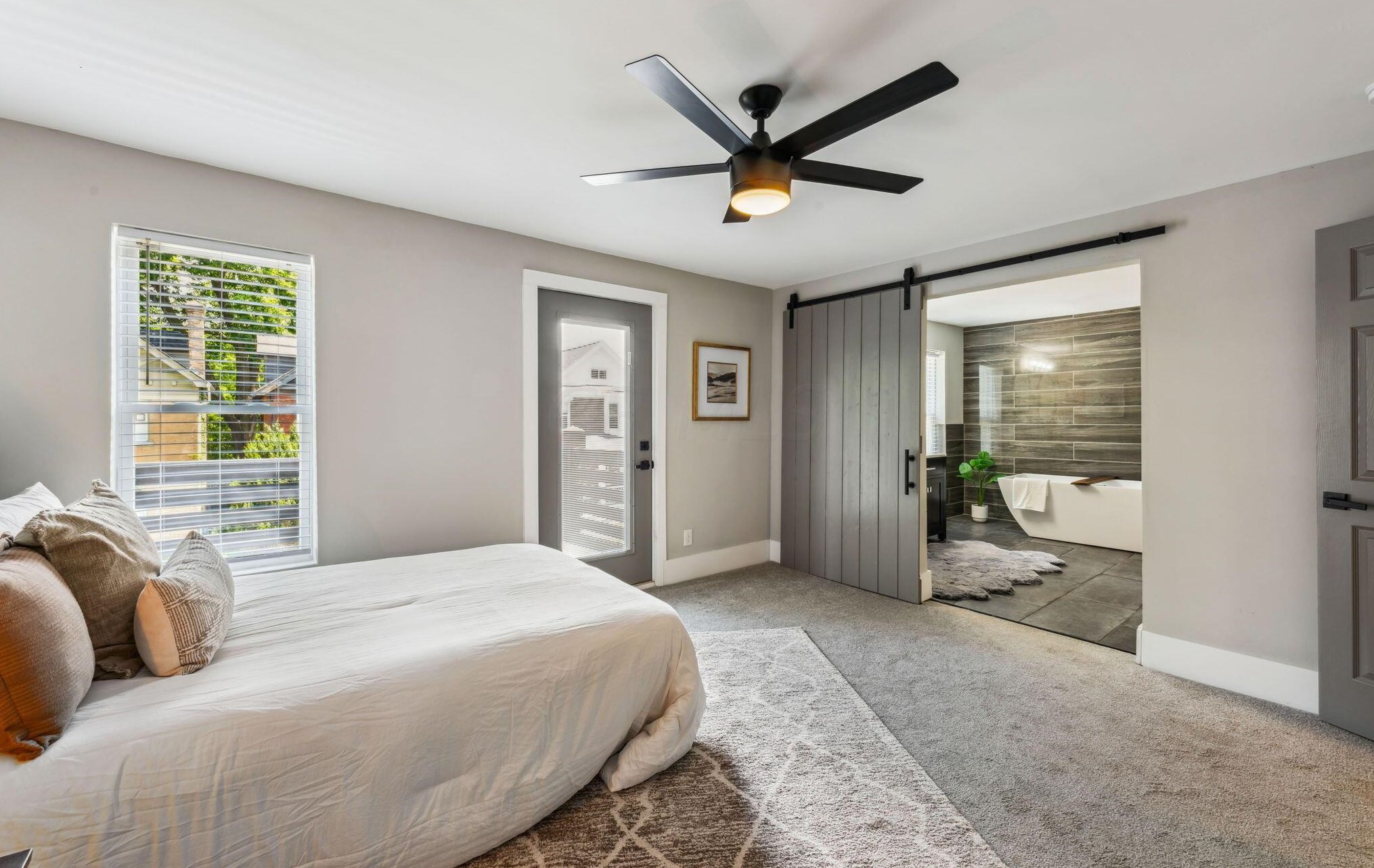 337 Linwood Ave, Columbus OH 43207-1430 exterior