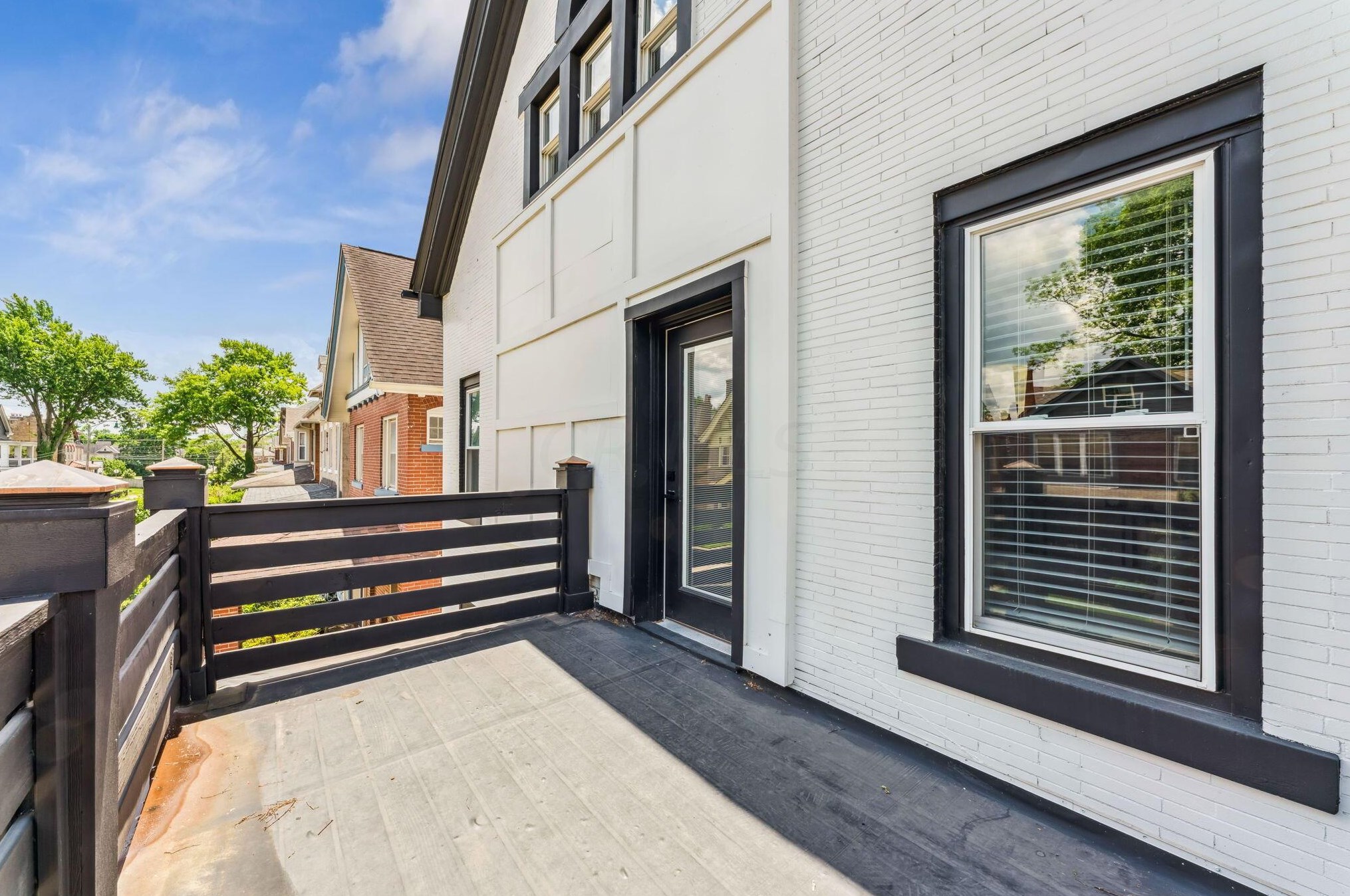 337 Linwood Ave, Columbus OH 43207-1430 exterior