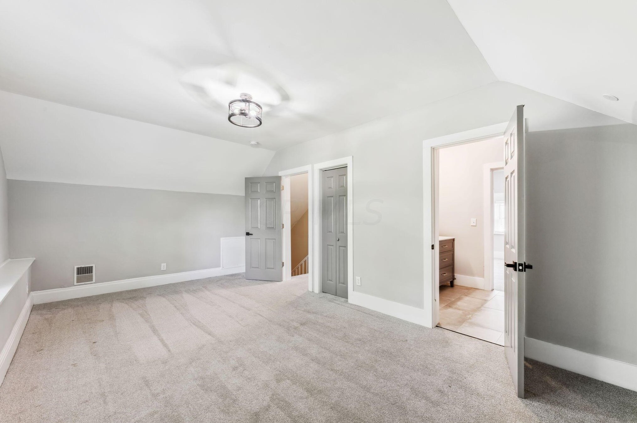 337 Linwood Ave, Columbus OH 43207-1430 exterior