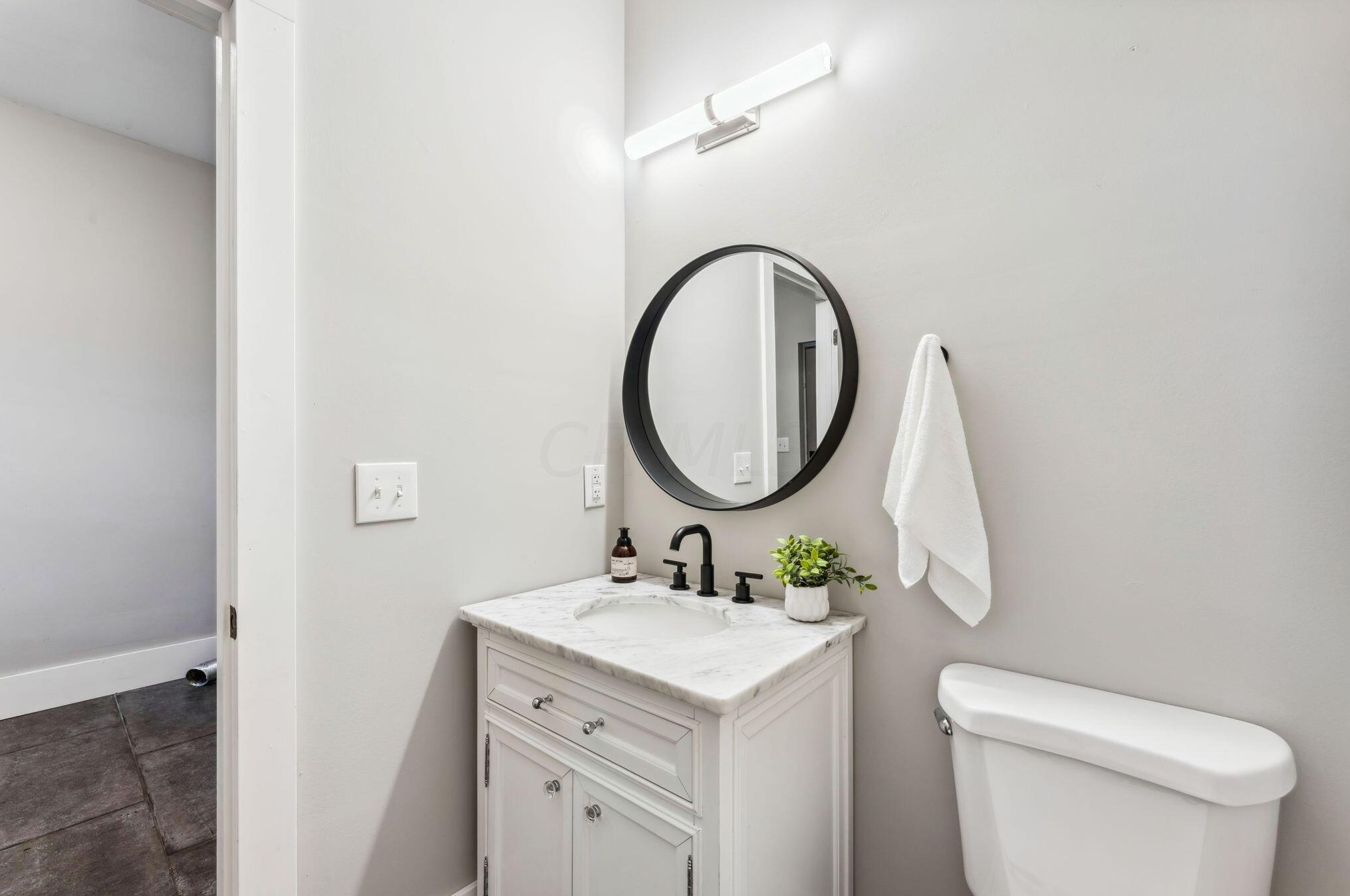 337 Linwood Ave, Columbus OH 43207-1430 exterior