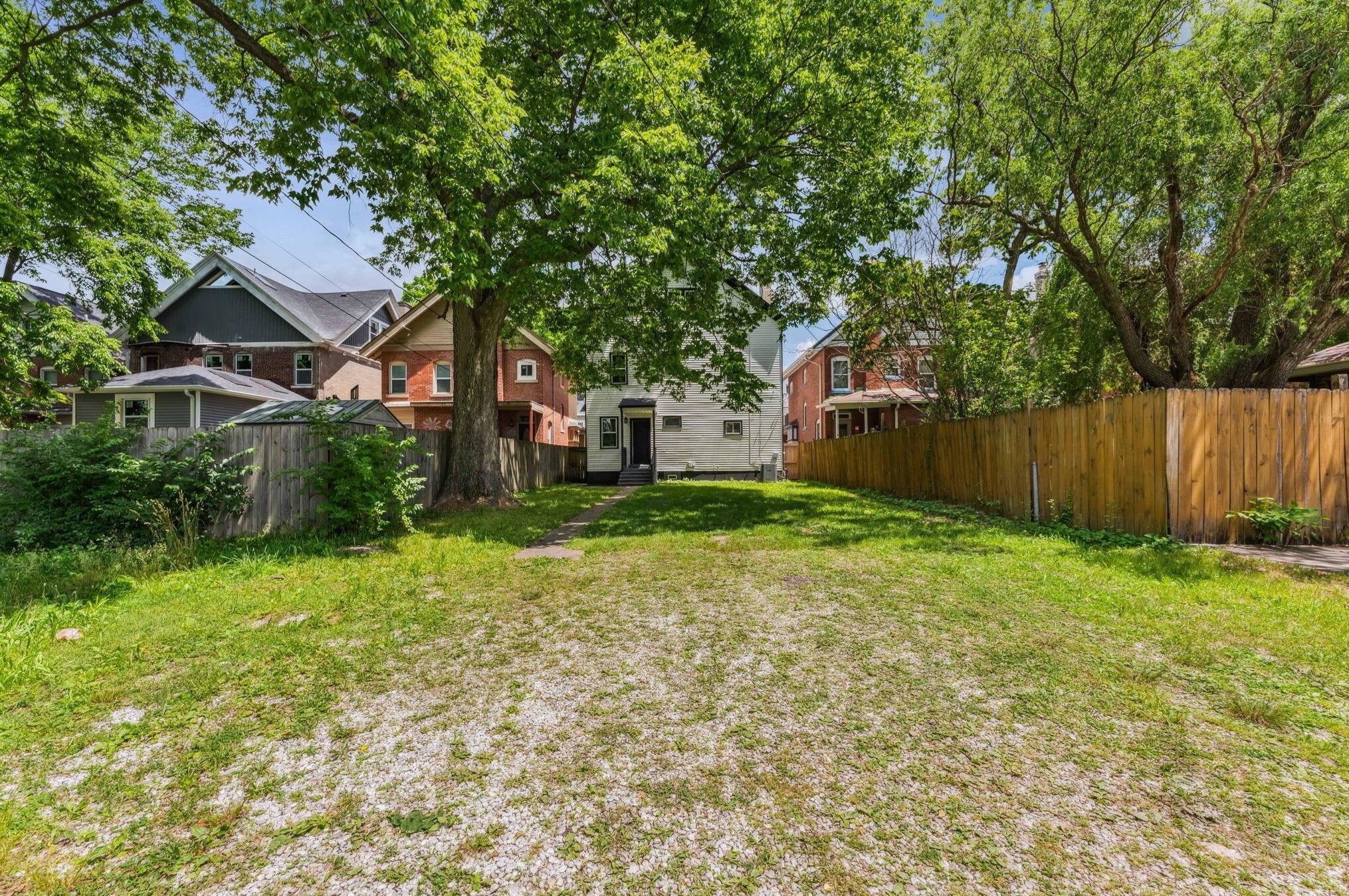 337 Linwood Ave, Columbus OH 43207-1430 exterior