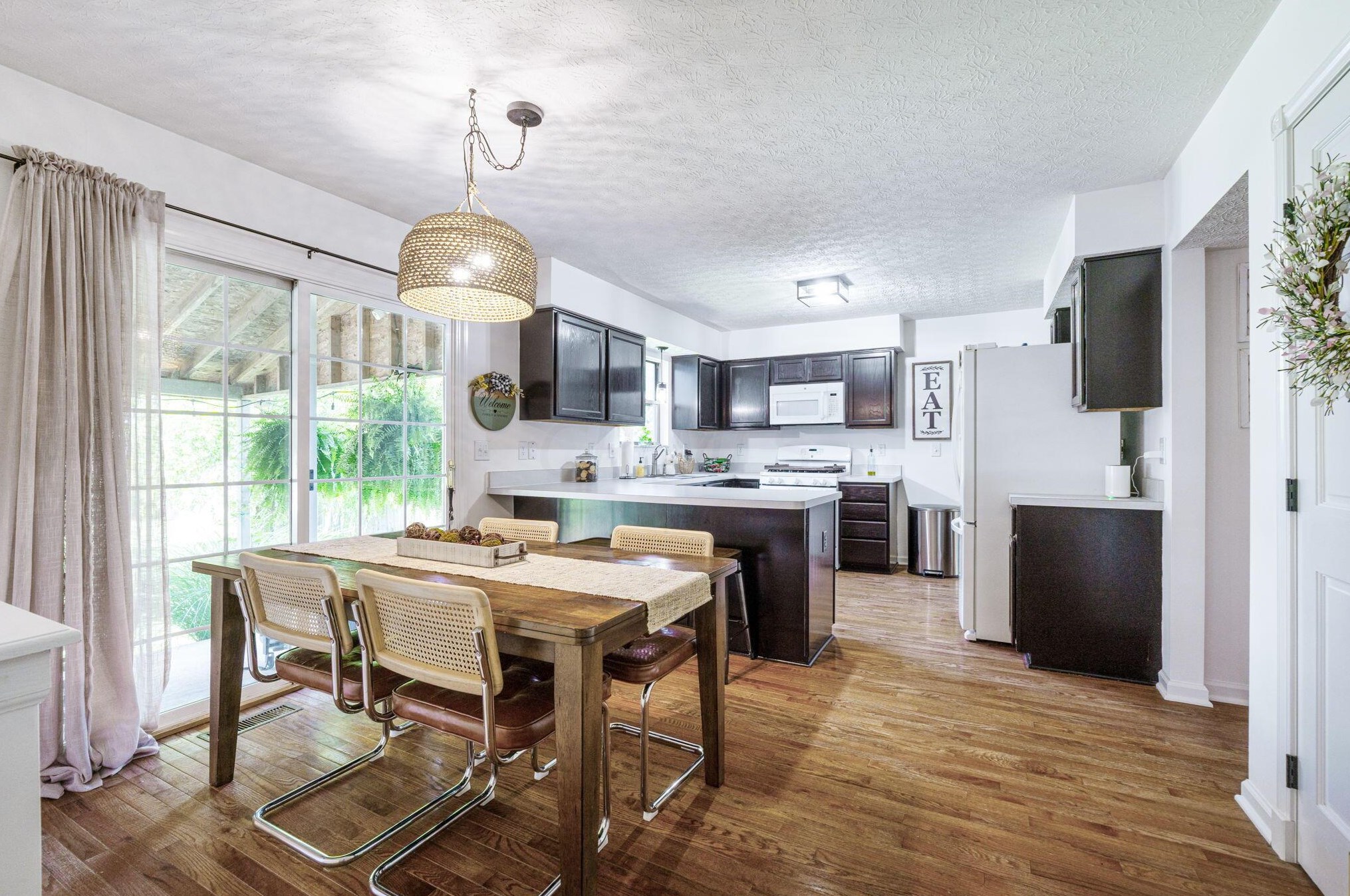 6232 Pinefield Dr, Hilliard OH  43026-7705 exterior