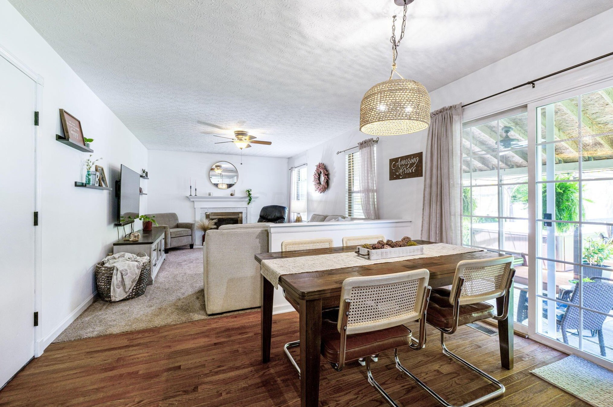 6232 Pinefield Dr, Hilliard OH  43026-7705 exterior