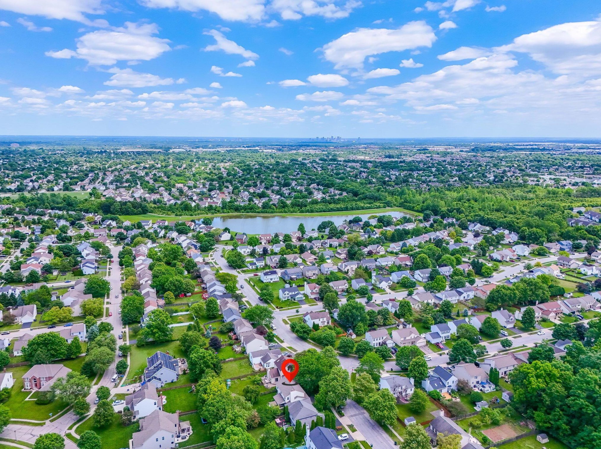 6232 Pinefield Dr, Hilliard OH  43026-7705 exterior