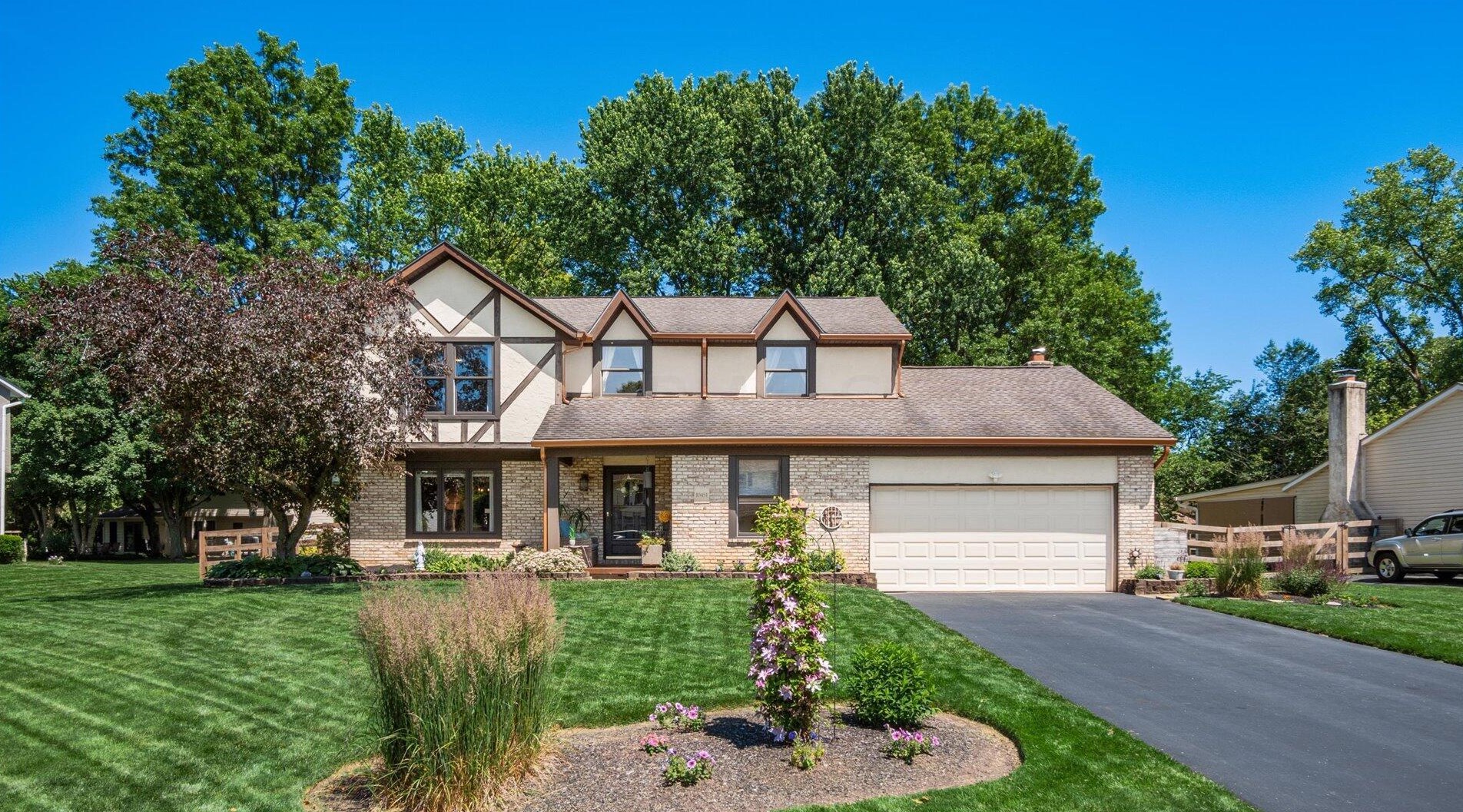10451 Crosset Hill Dr, Pickerington, OH 43147-9250