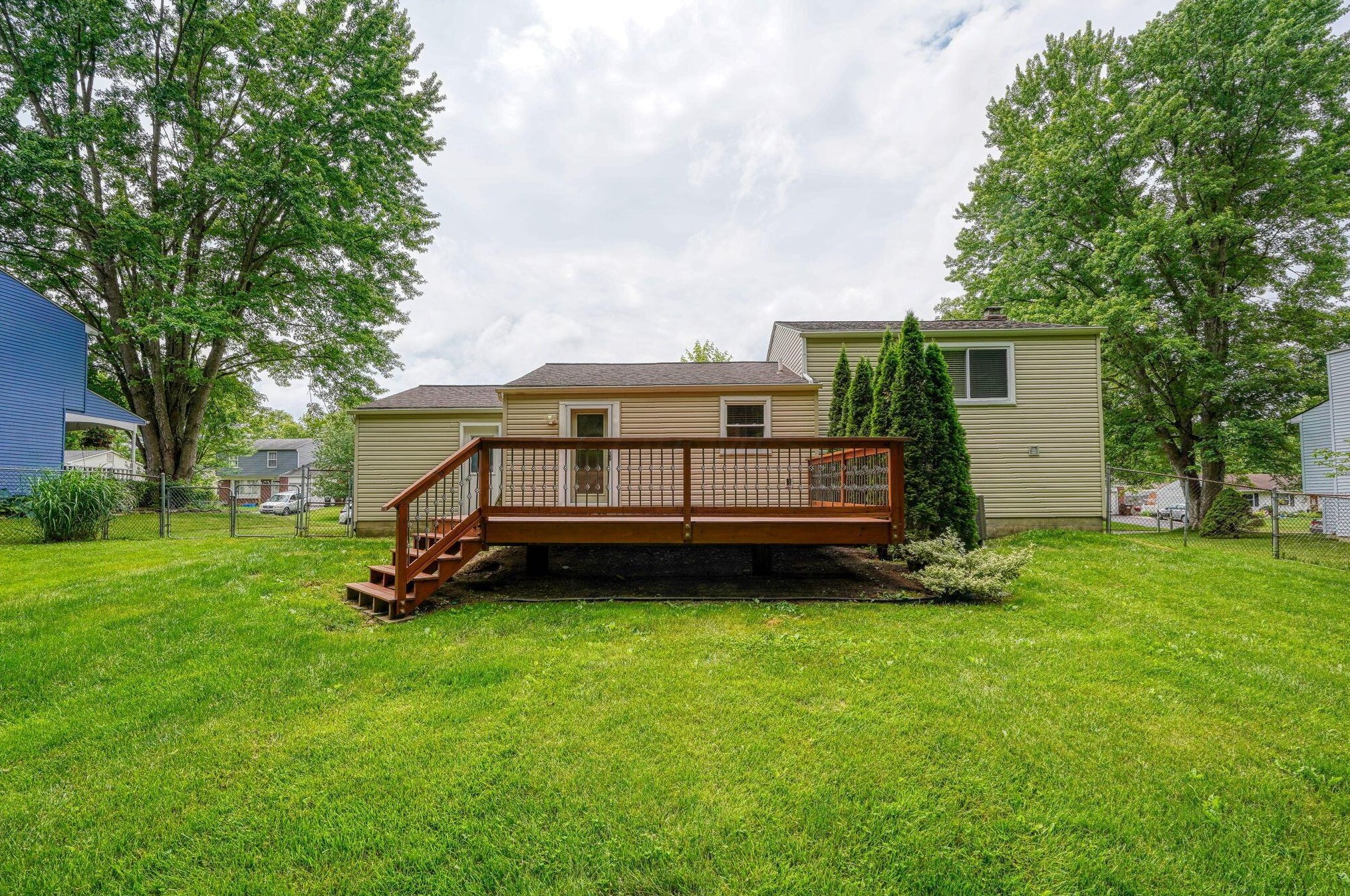372 Sycamore Dr, Pickerington OH  43147-1399 exterior