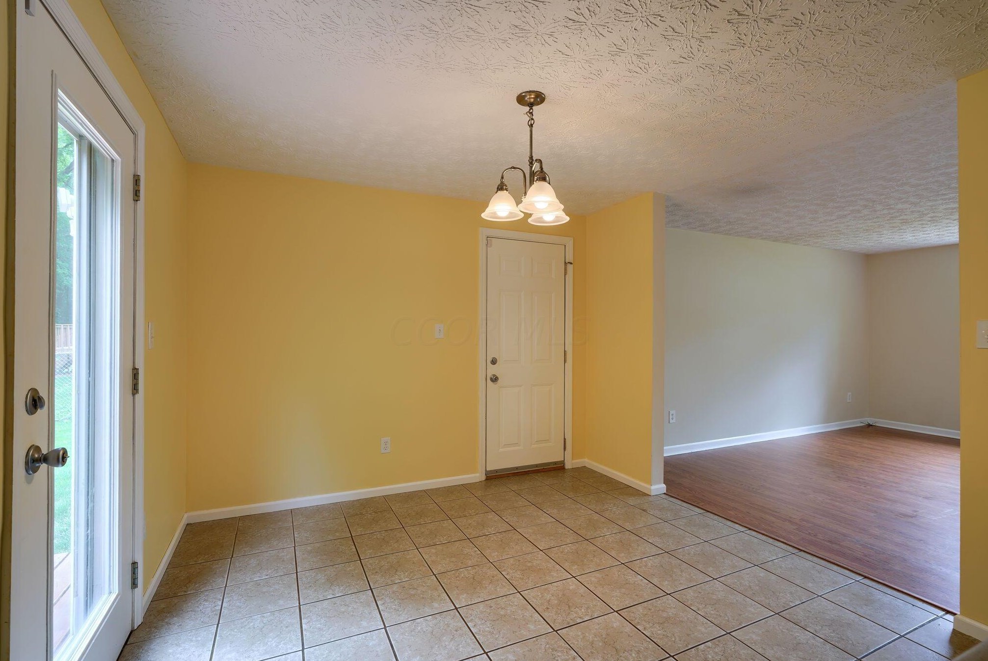 372 Sycamore Dr, Pickerington OH  43147-1399 exterior