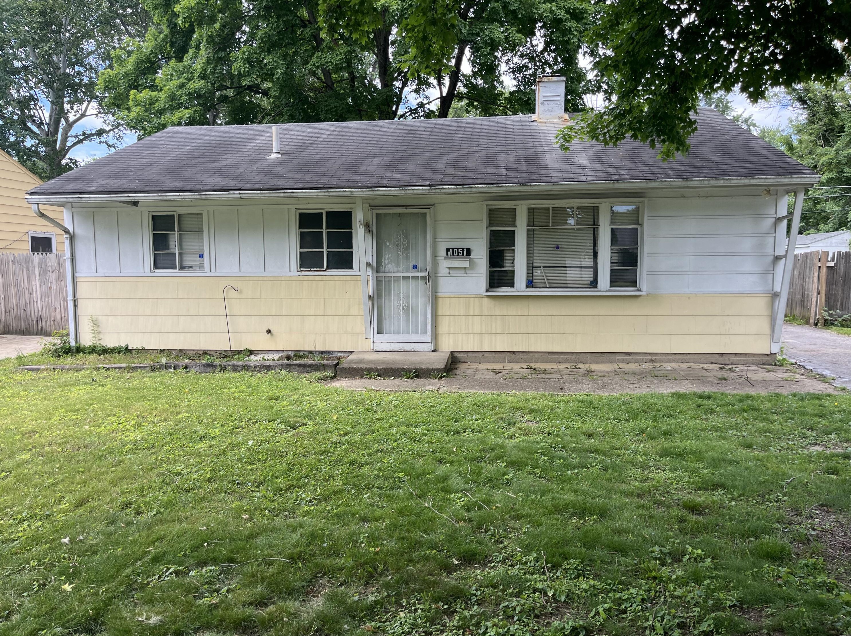 1051 S Hampton Rd, Columbus, OH 43227