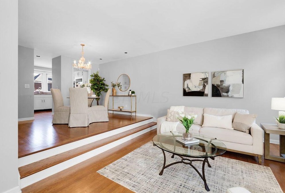 295 1st Ave, Columbus OH 43201-3389 exterior