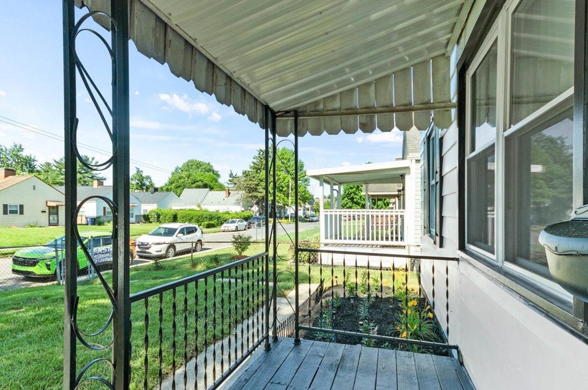 1308 E 15th Ave, Columbus, OH 43211