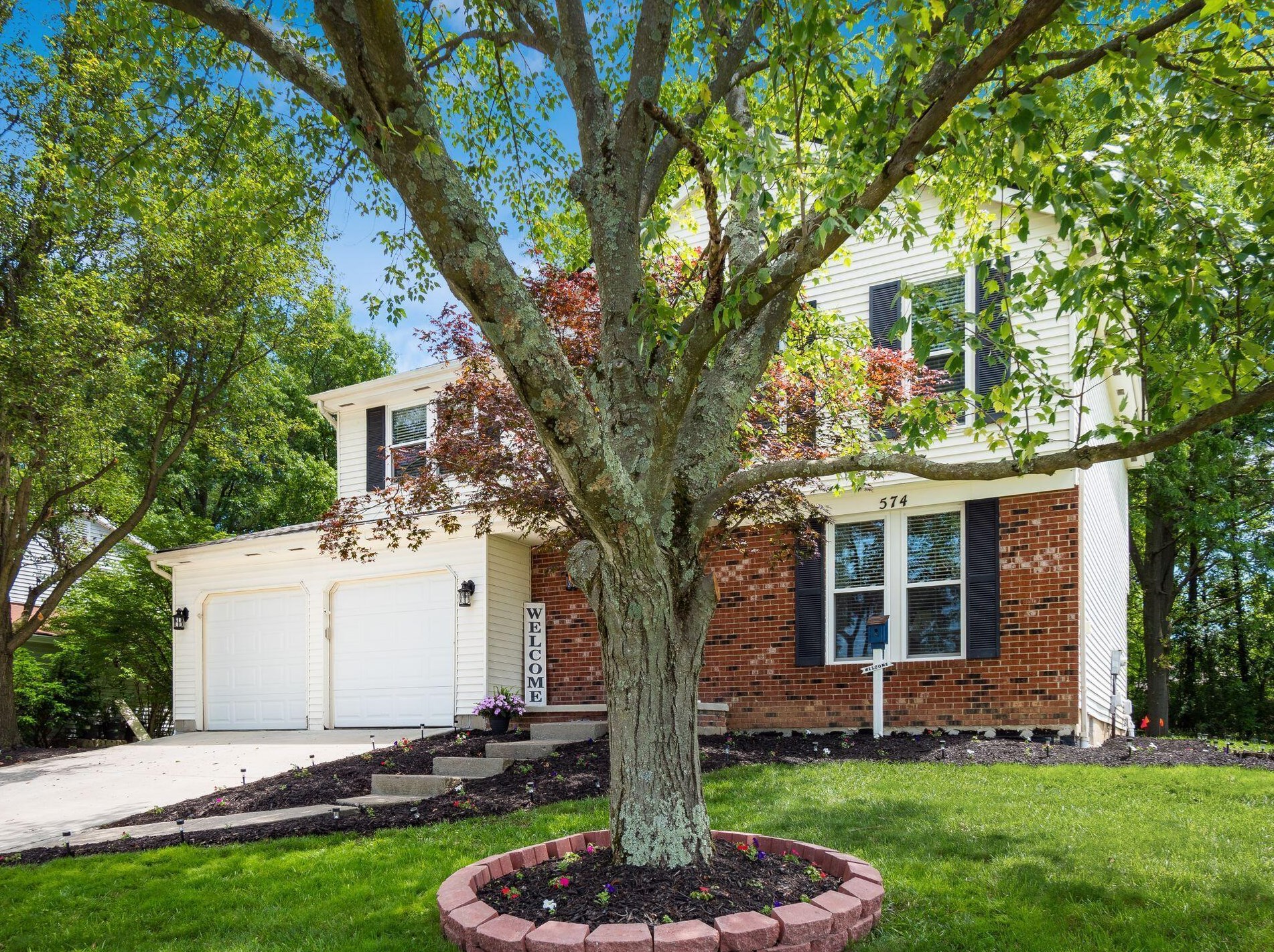 574 Uxbridge Ave, Columbus, OH 43230-2231