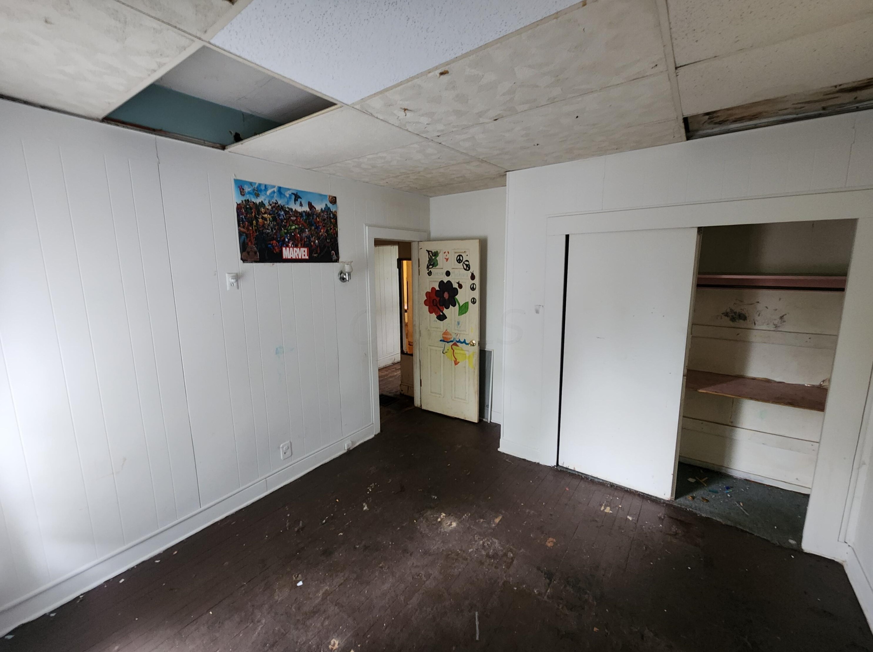 247 Midland Ave, Columbus OH  43223-1023 exterior