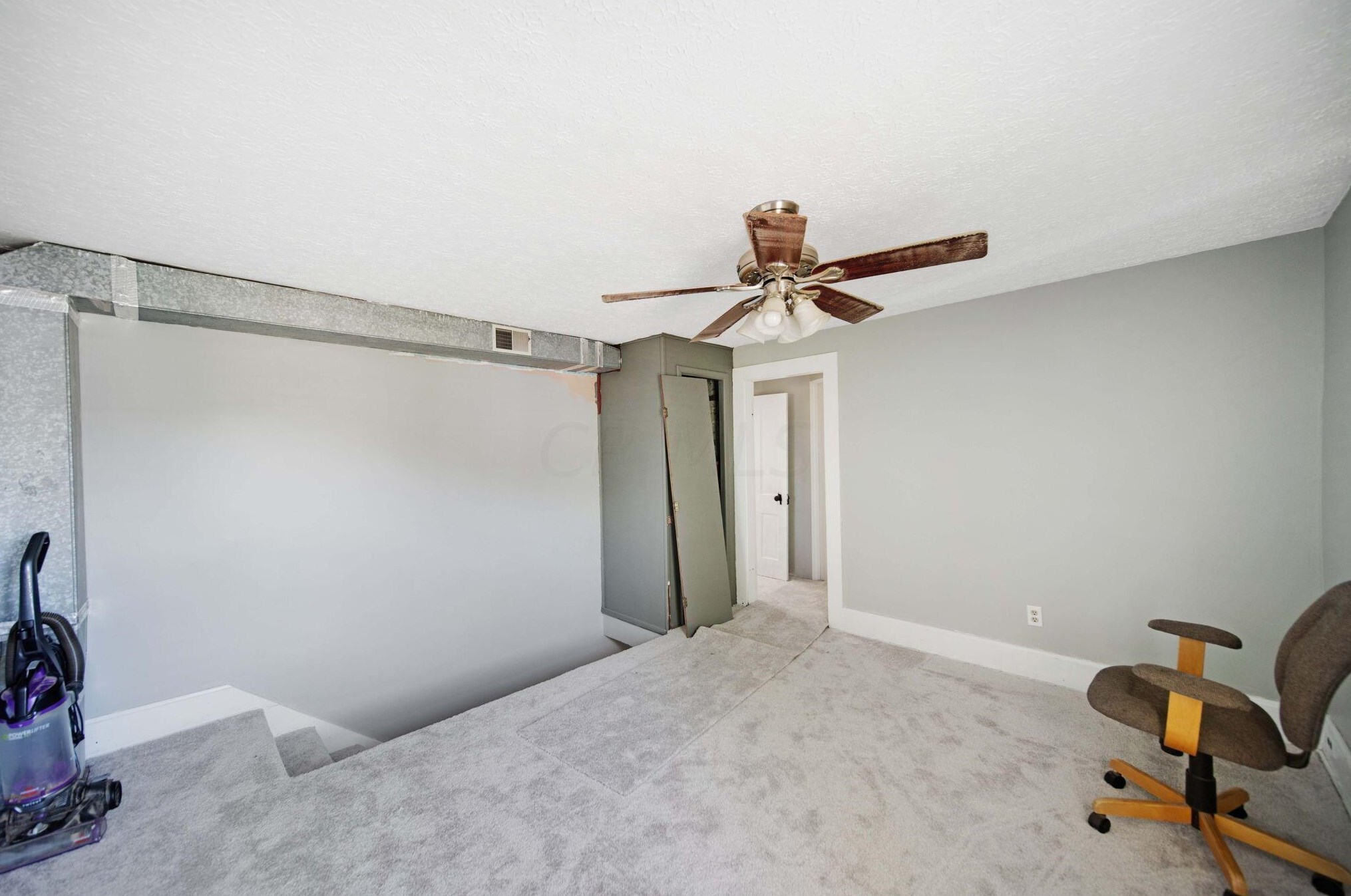 11020 Webb Smt Rd, Hide Away Hills OH  43107-9726 exterior