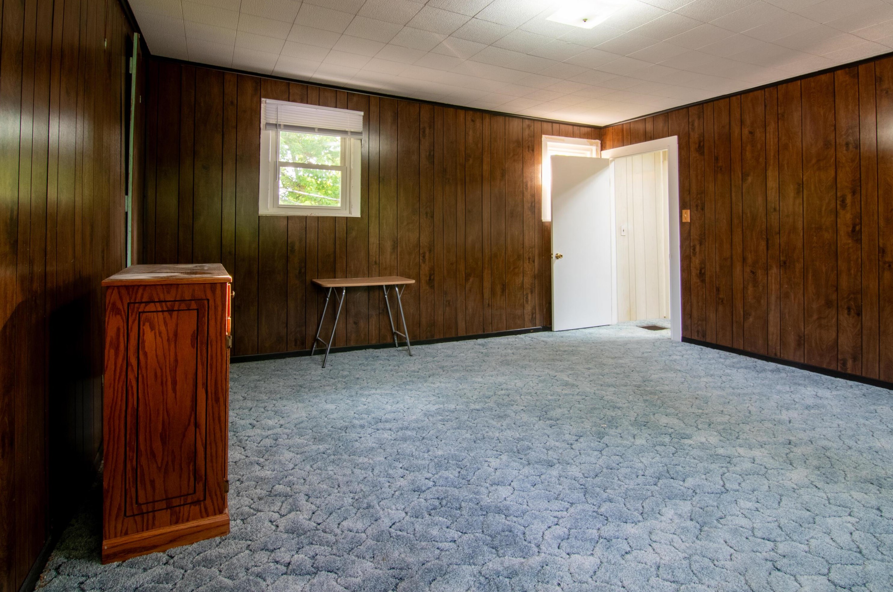 7106 Columbus Rd, Mount Vernon OH  43050-4040 exterior