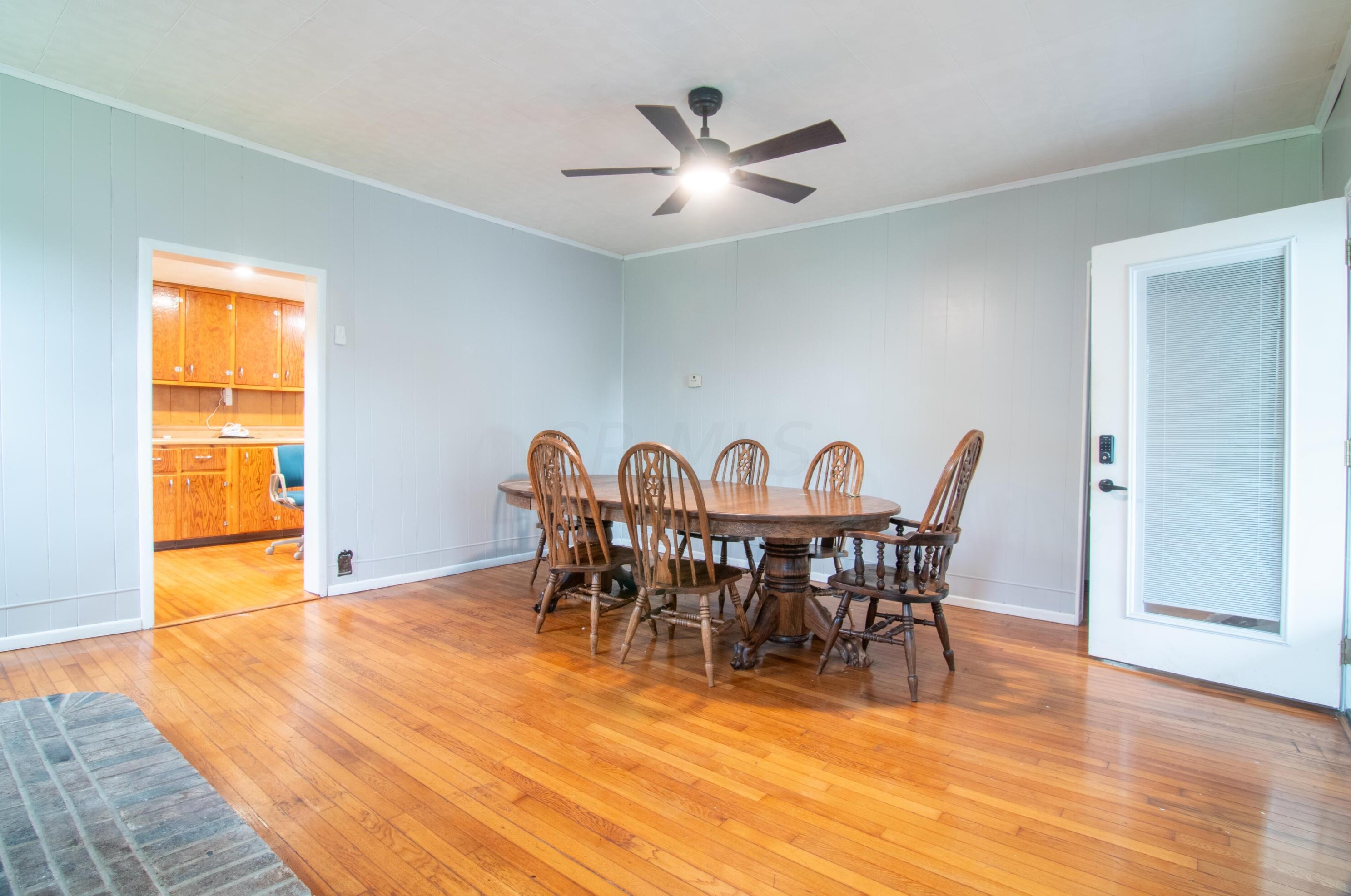 7106 Columbus Rd, Mount Vernon OH  43050-4040 exterior