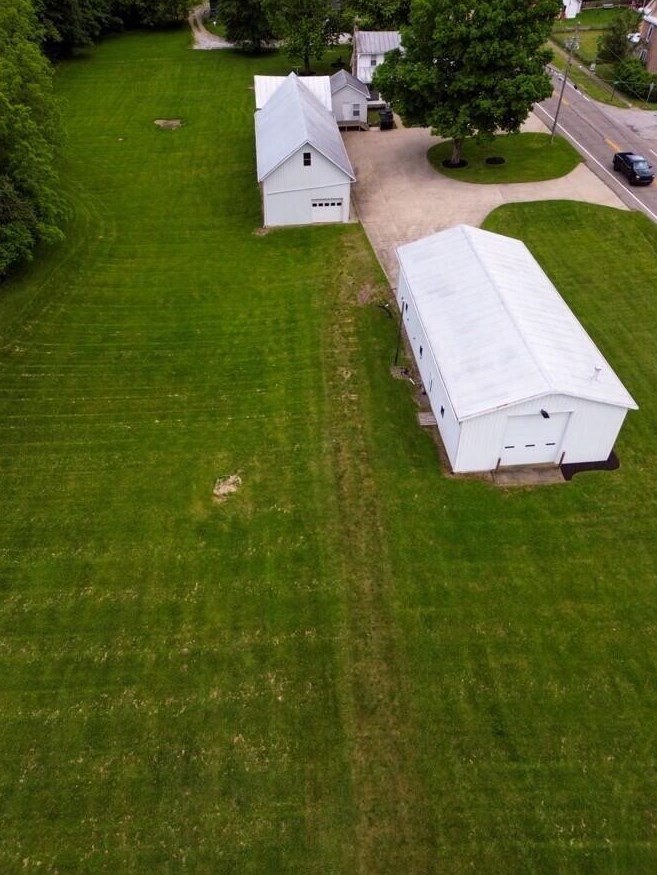 7106 Columbus Rd, Mount Vernon OH  43050-4040 exterior