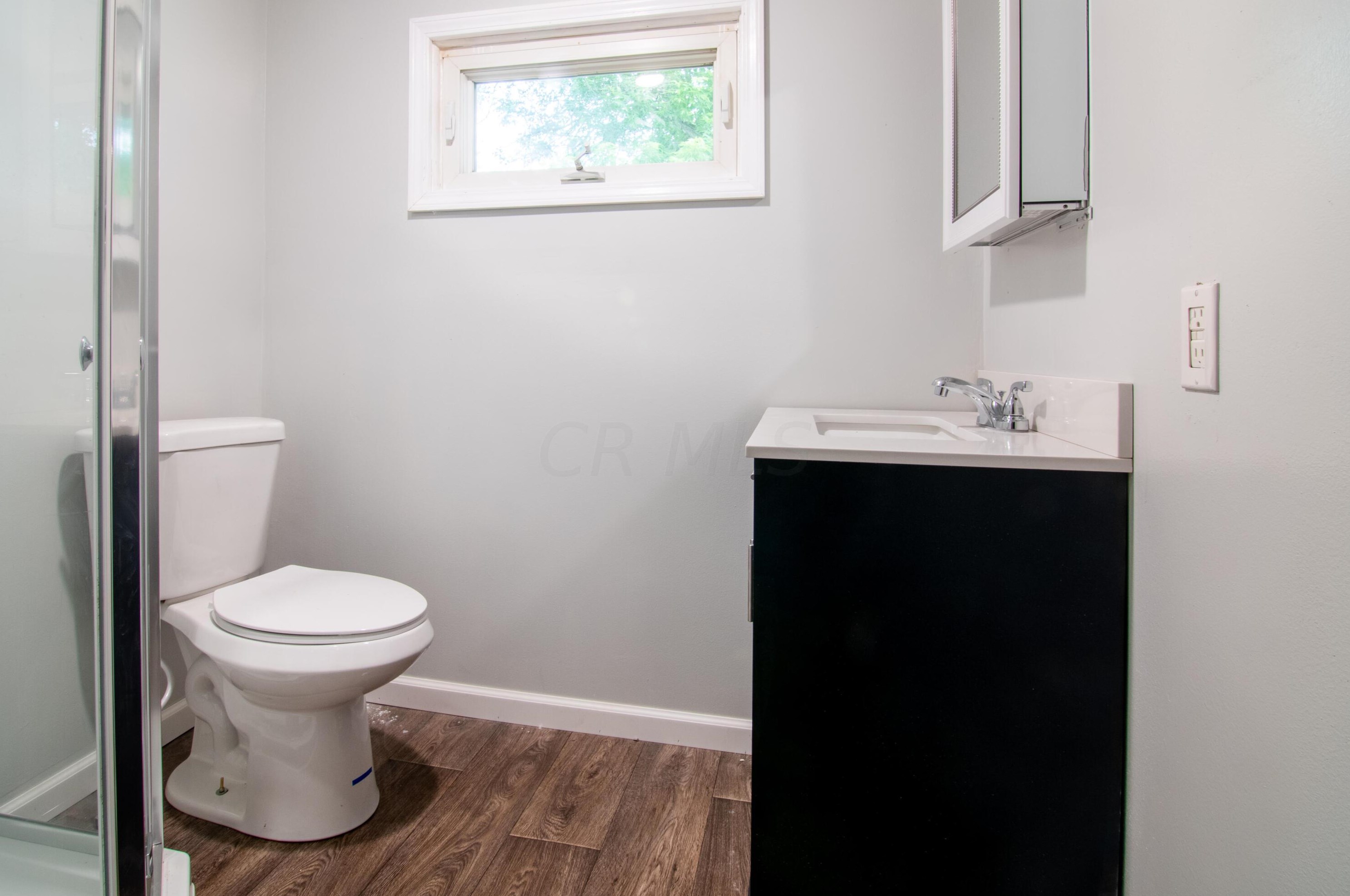 7106 Columbus Rd, Mount Vernon OH  43050-4040 exterior